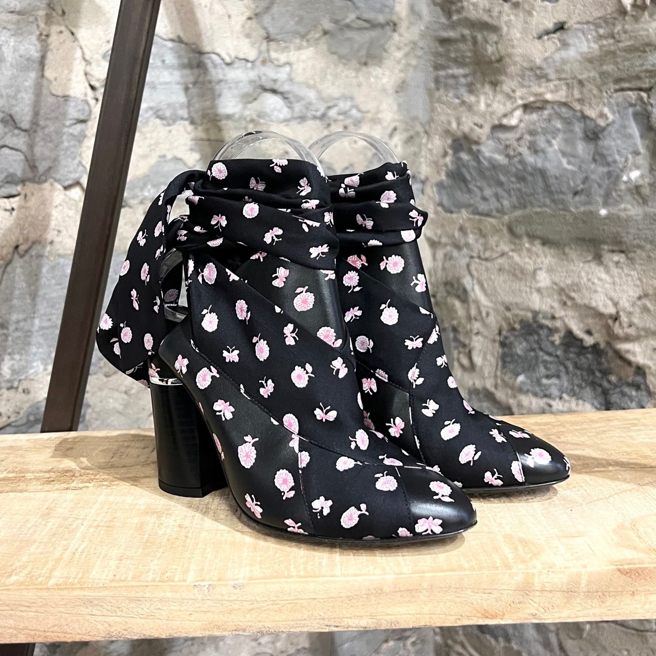 3.1 Phillip Lim 3.1 Phillip Lim Black Drum Glove Floral Mules Size US 5 / IT 35 - 1 Thumbnail