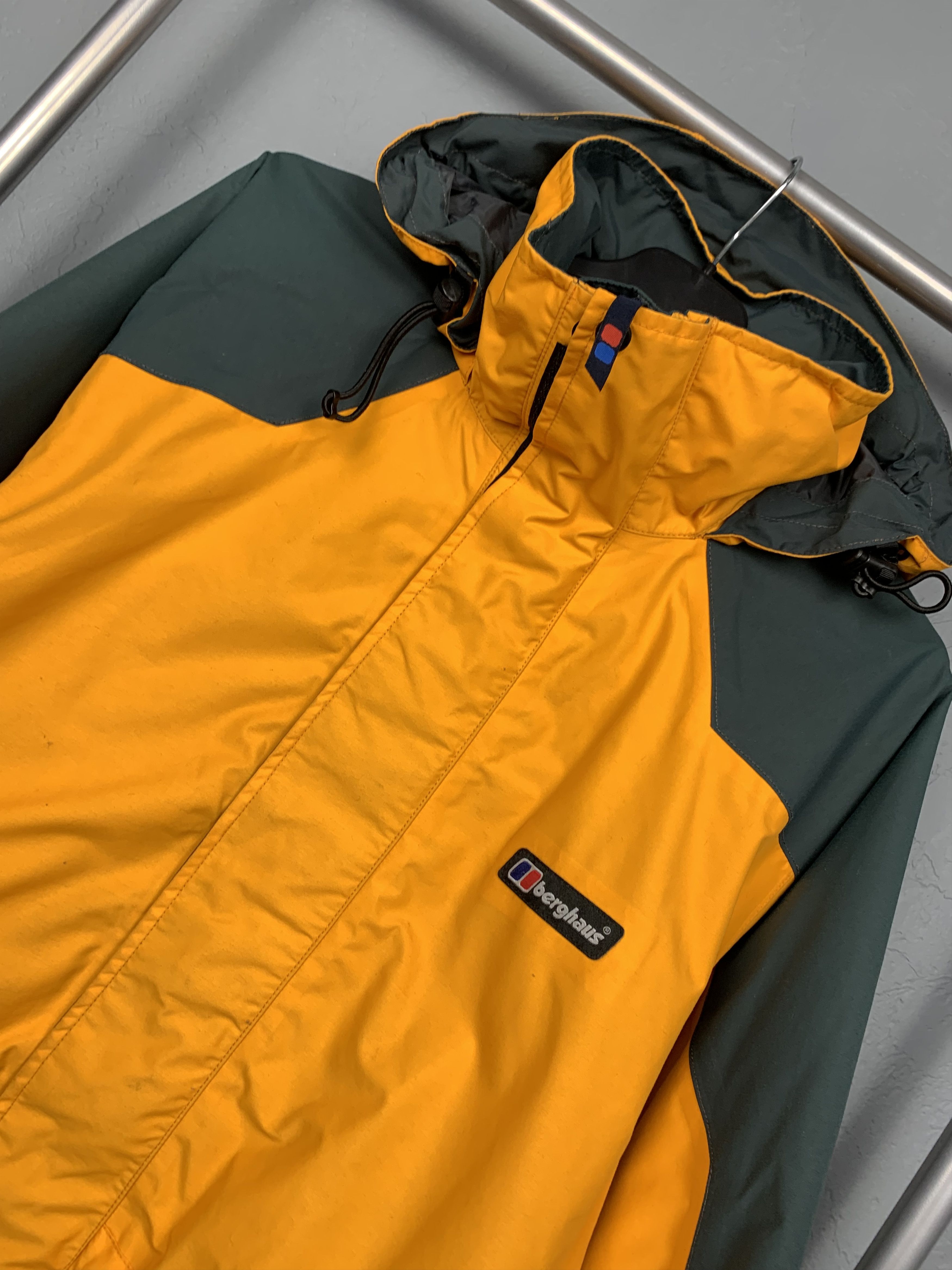 Berghaus Berghaus 90s Vintage Mens Gore Tex Jacket Size US M / EU 48-50 / 2 - 2 Thumbnail