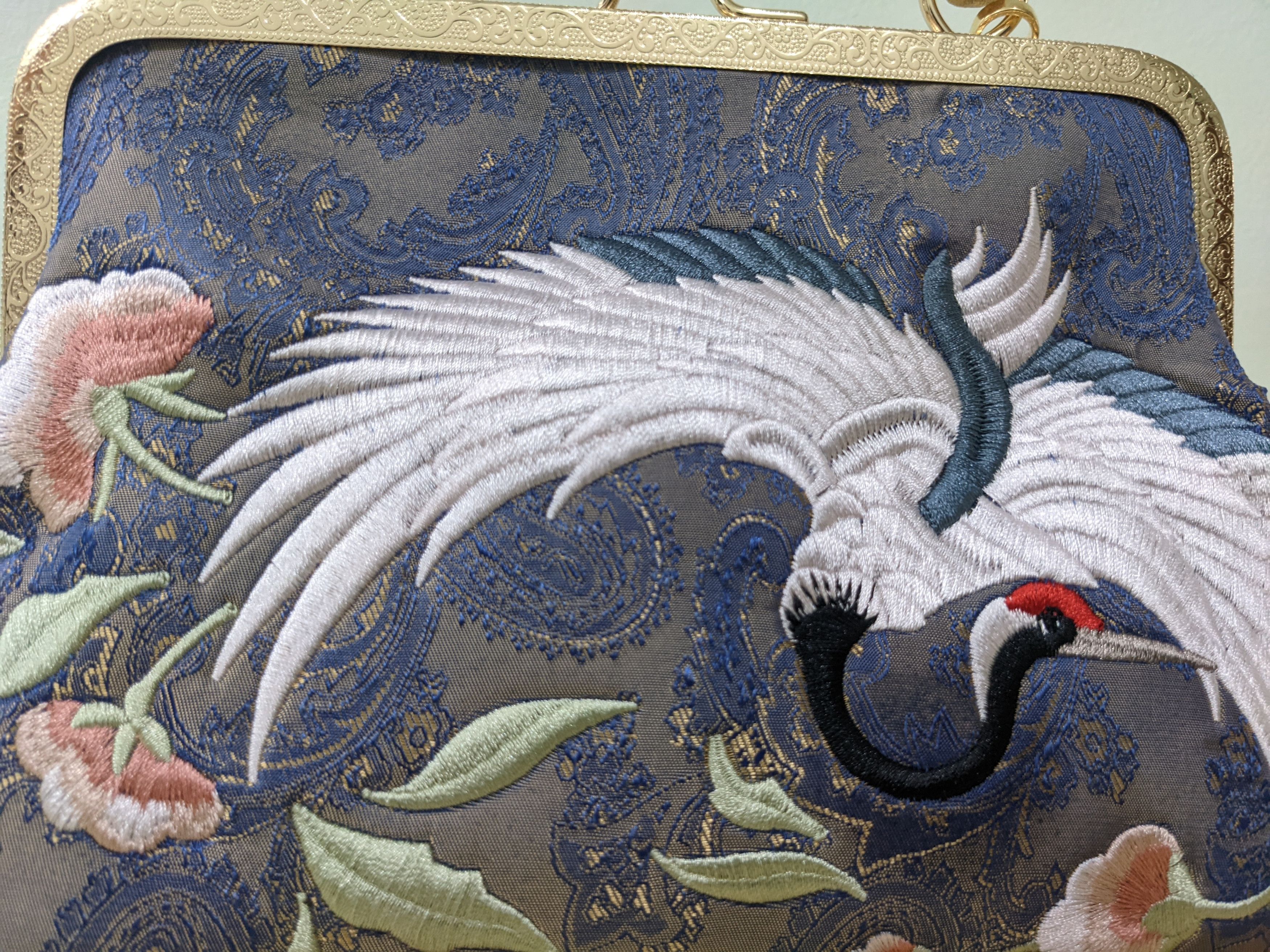 Handmade Handmade Silk Bag in Embroidered Crane Japan Motif Size ONE SIZE - 7 Thumbnail