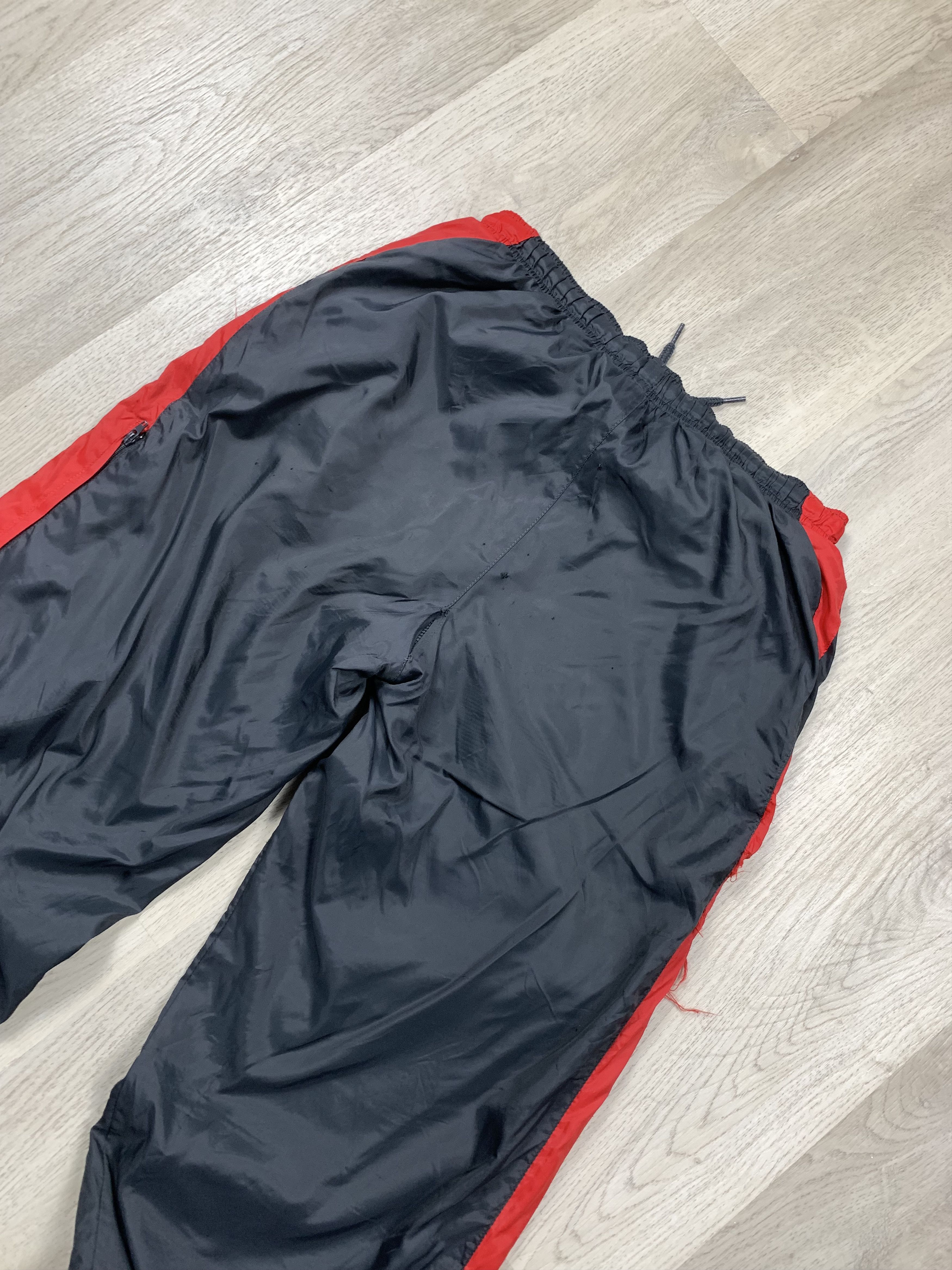 Nike × Vintage Nike Vintage Distressed Nylon Pants Y2K Drill Gorpcore Size US 32 / EU 48 - 11 Thumbnail