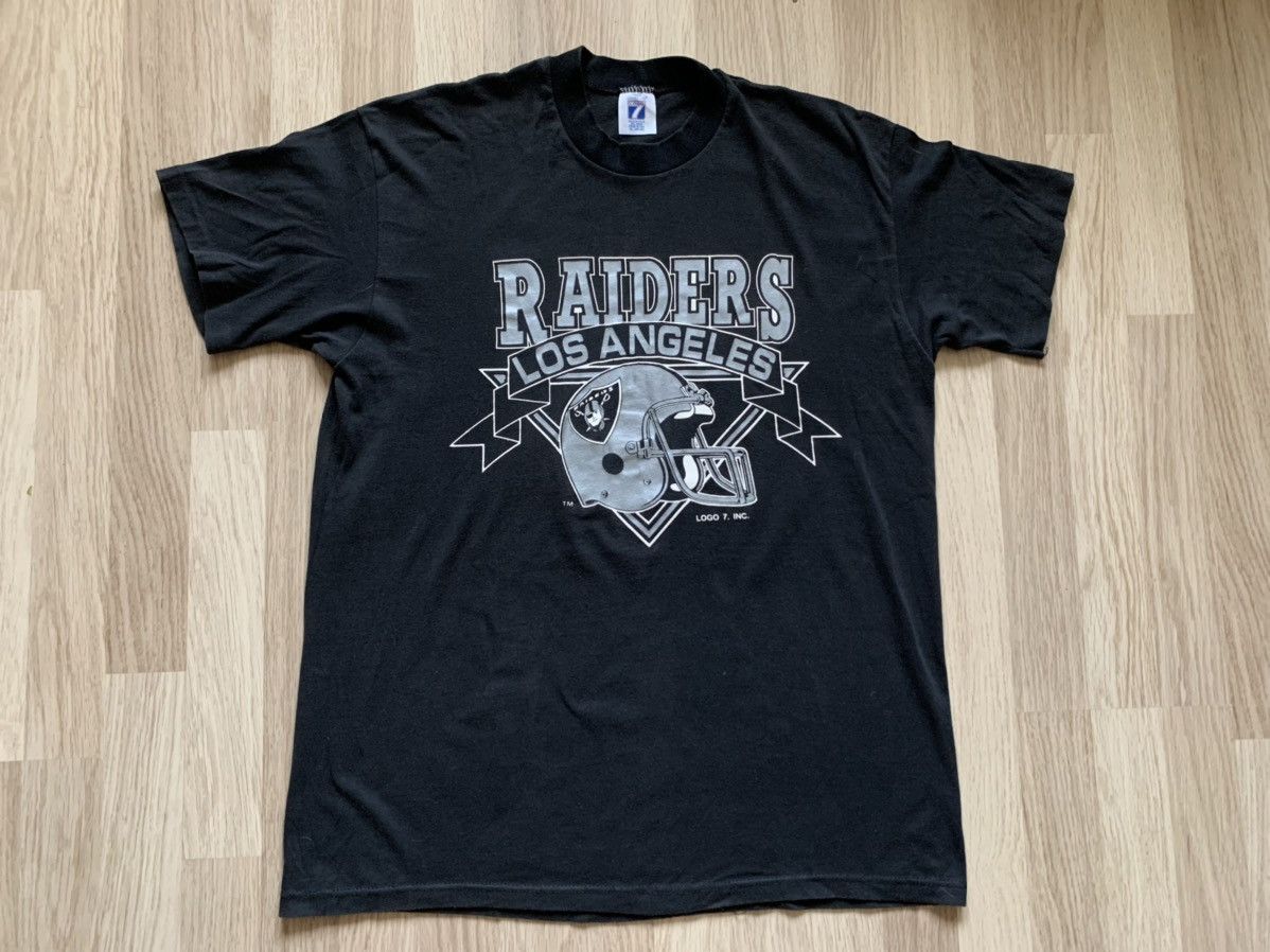 NFL Raiders NFL vintage t shirt Size US XL / EU 56 / 4 - 1 Thumbnail