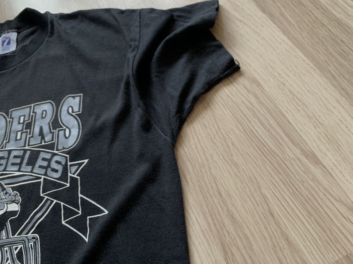 NFL Raiders NFL vintage t shirt Size US XL / EU 56 / 4 - 8 Thumbnail
