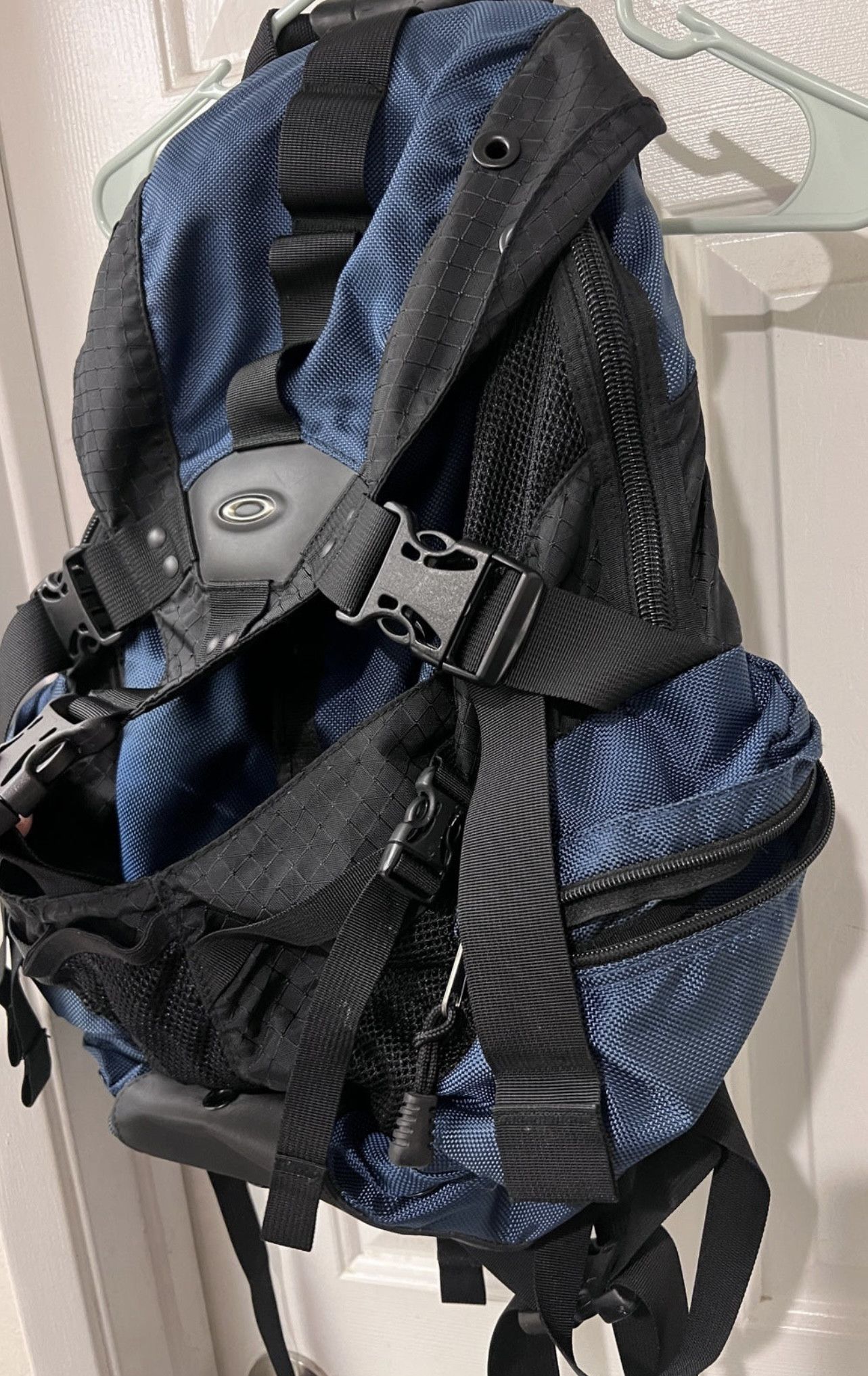 Oakley Oakley icon backpack | Grailed