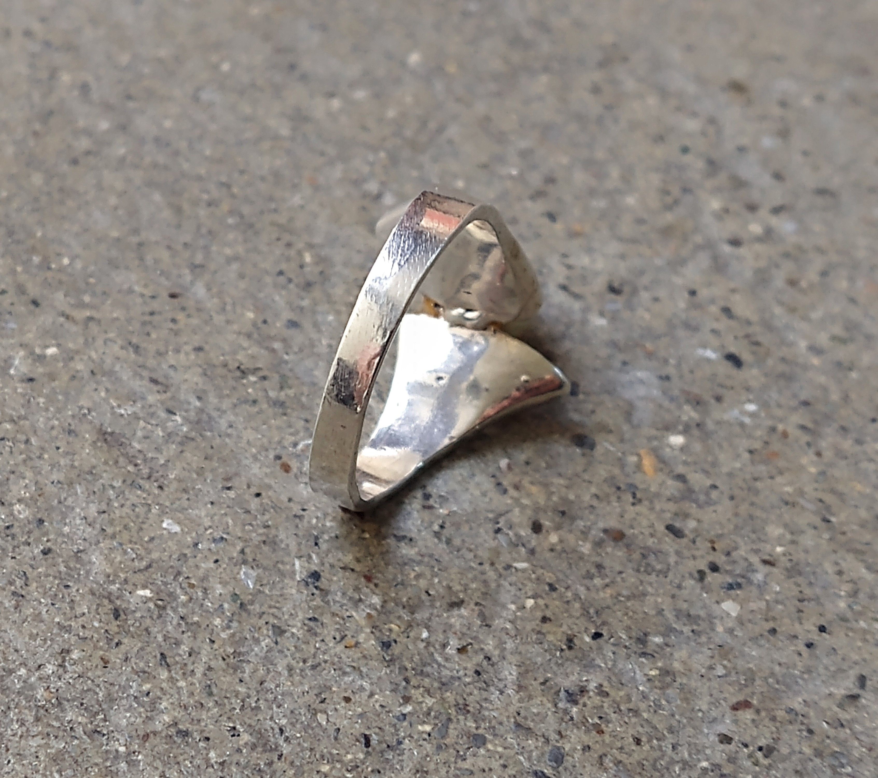 Jewelry × Vintage Sterling Silver Ring Pearl Size 6.75 Modern Avant Garde Size ONE SIZE - 10 Thumbnail
