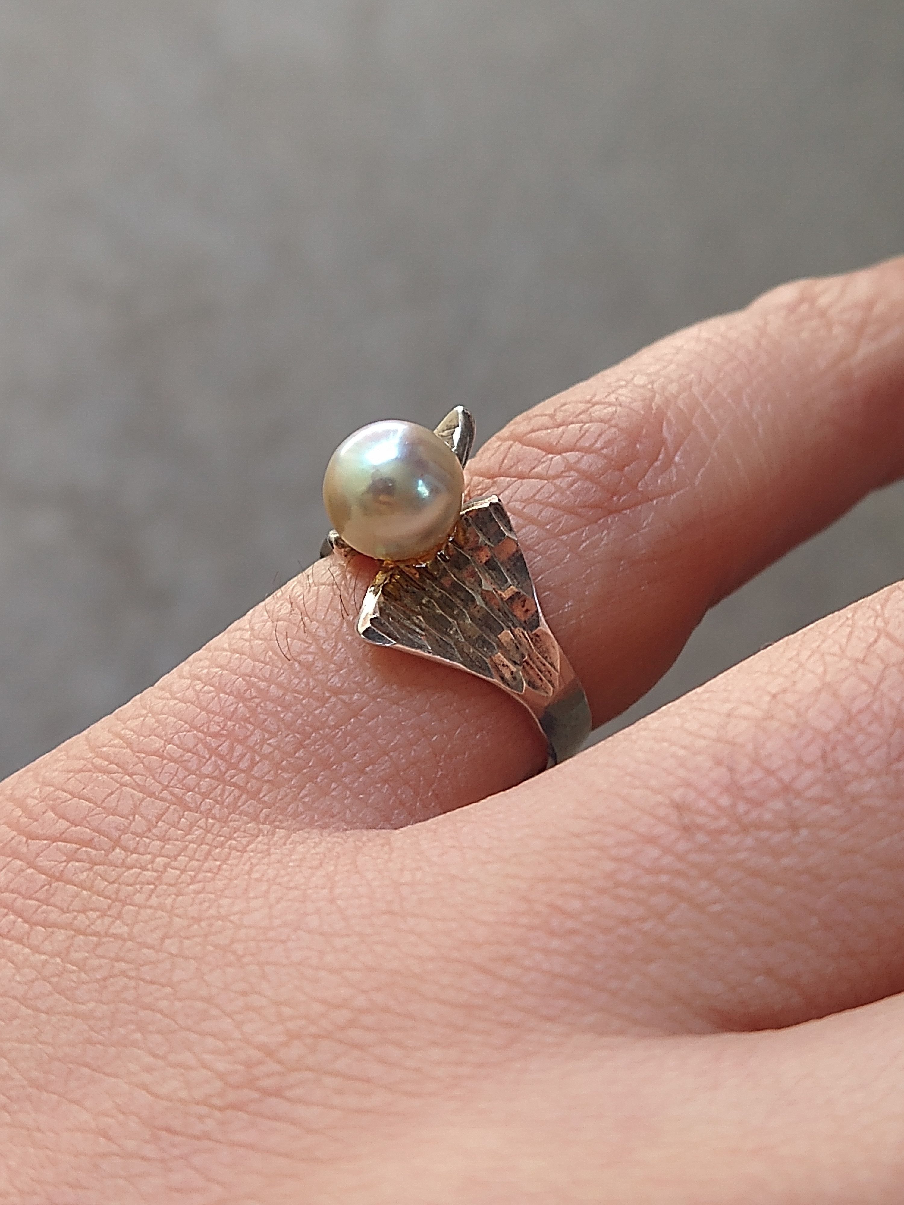 Jewelry × Vintage Sterling Silver Ring Pearl Size 6.75 Modern Avant Garde Size ONE SIZE - 11 Thumbnail
