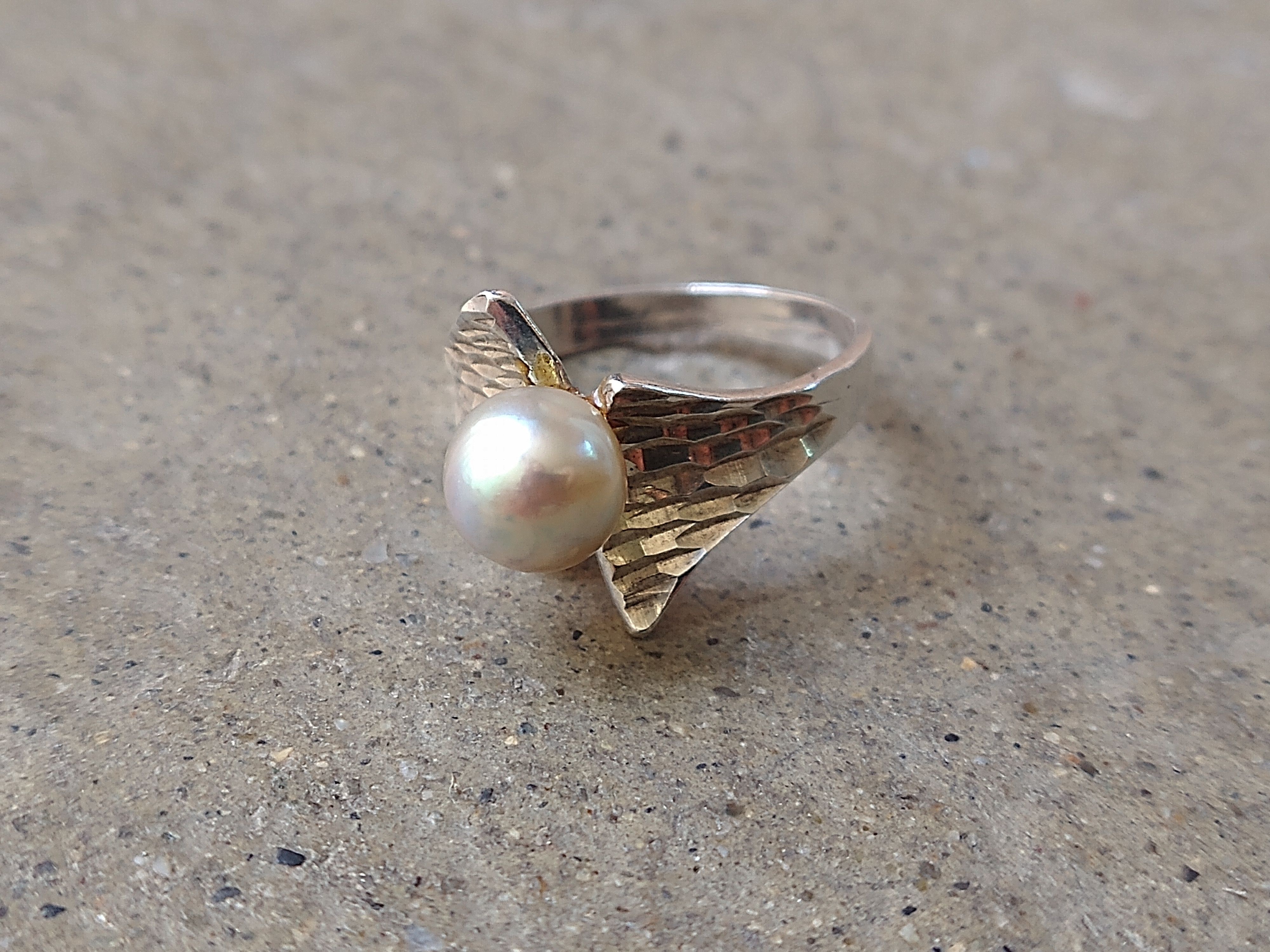 Jewelry × Vintage Sterling Silver Ring Pearl Size 6.75 Modern Avant Garde Size ONE SIZE - 3 Thumbnail