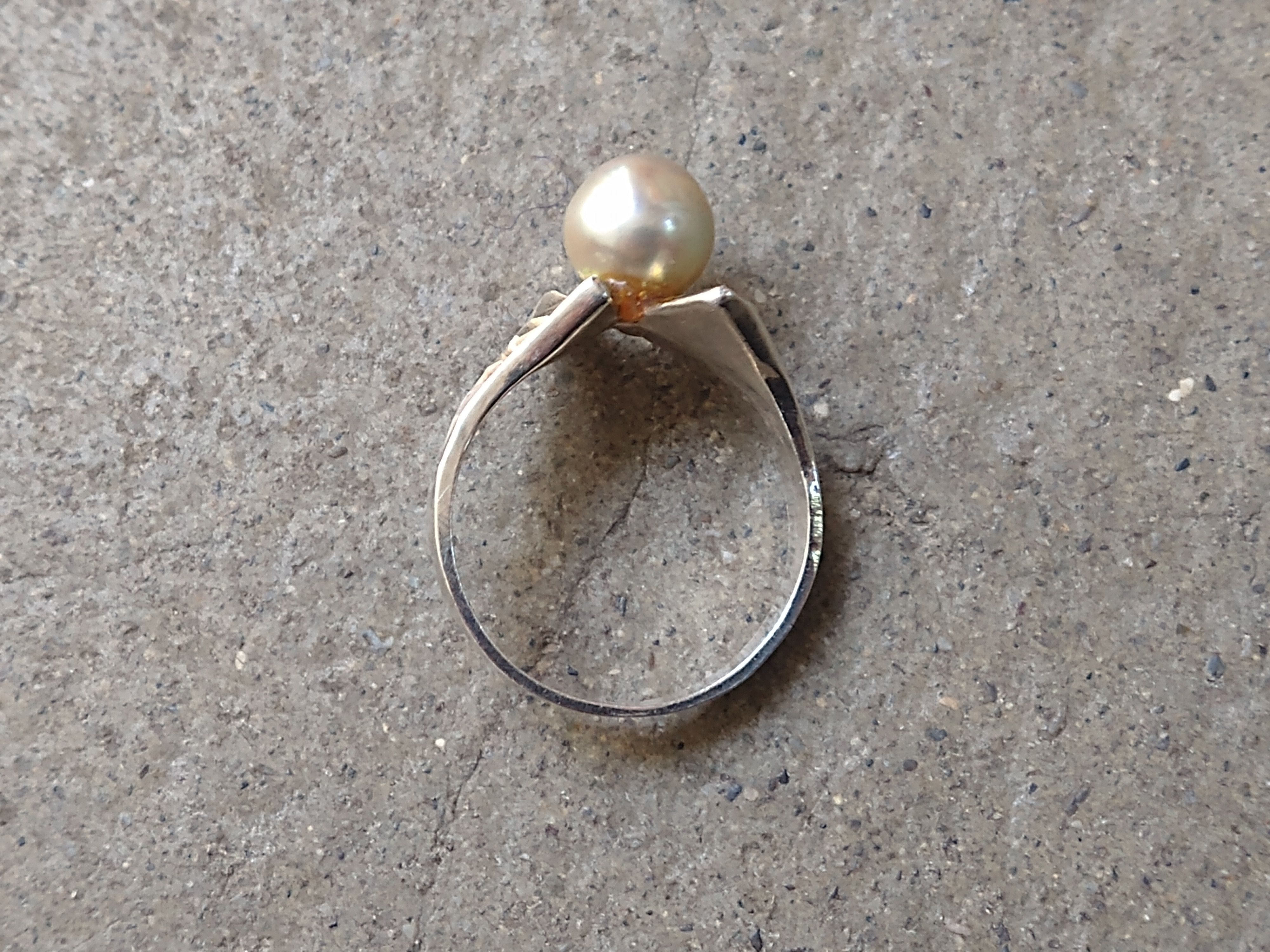 Jewelry × Vintage Sterling Silver Ring Pearl Size 6.75 Modern Avant Garde Size ONE SIZE - 9 Thumbnail