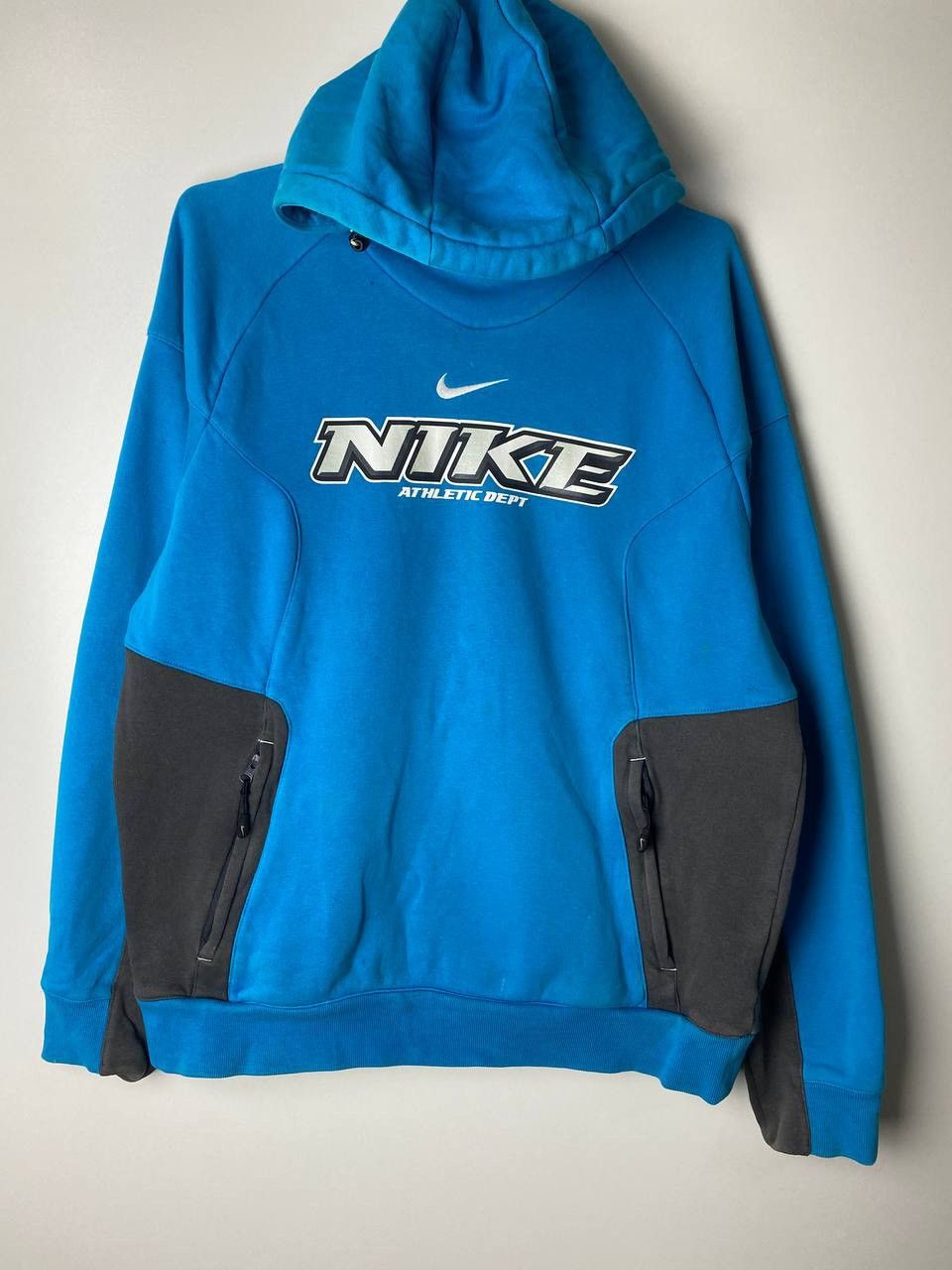 Nike vintage hoodie centre swoosh size M