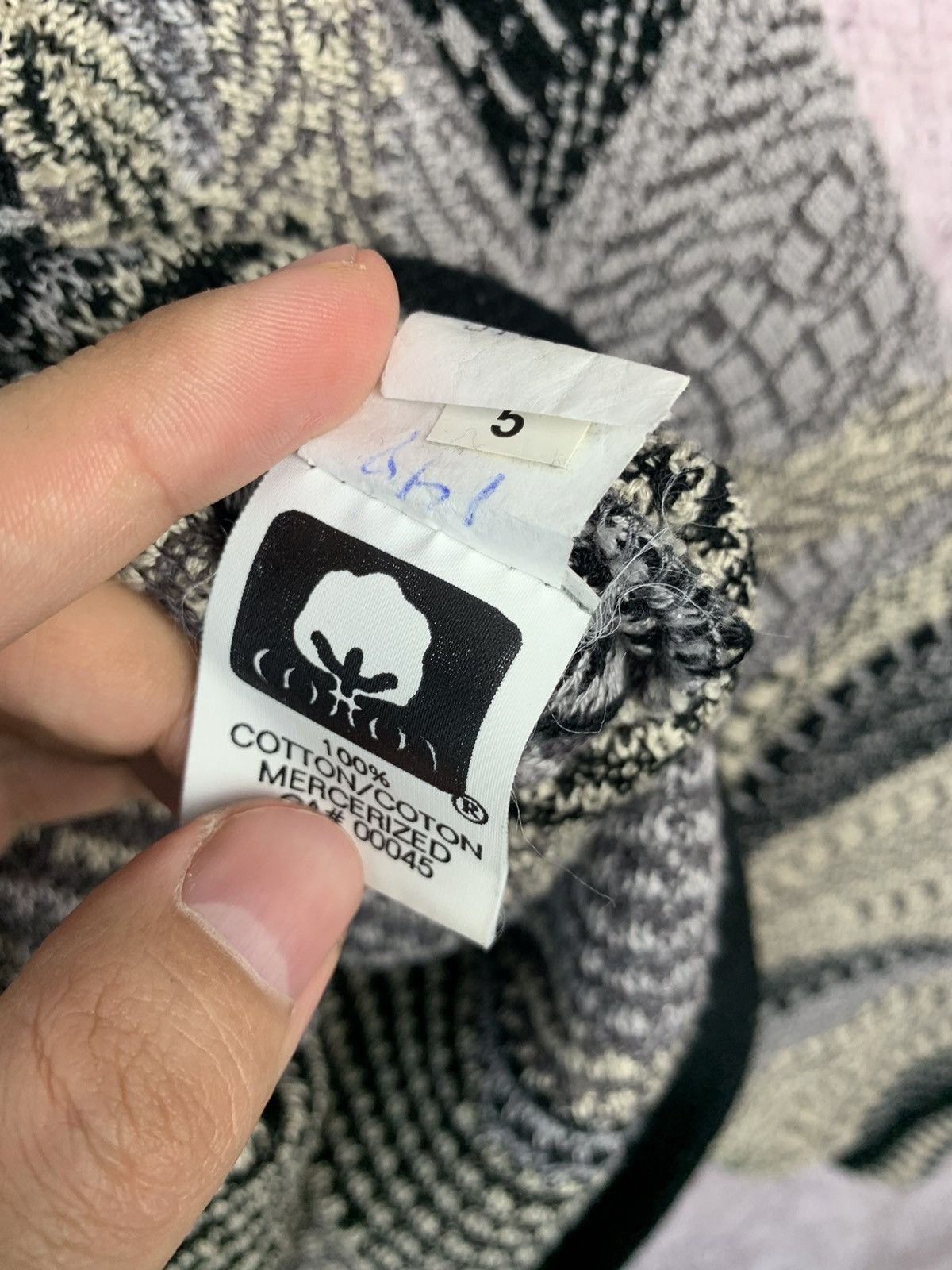 Tundra Canada × Vintage Vintage 90s Mens Large Coogi Style Textured Biggie Sweater Size US M / EU 48-50 / 2 - 10 Thumbnail