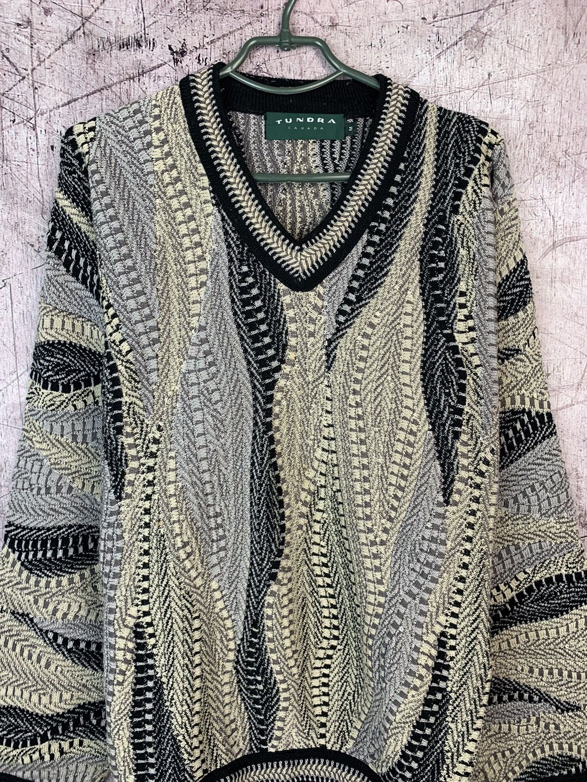 Tundra Canada × Vintage Vintage 90s Mens Large Coogi Style Textured Biggie Sweater Size US M / EU 48-50 / 2 - 2 Thumbnail