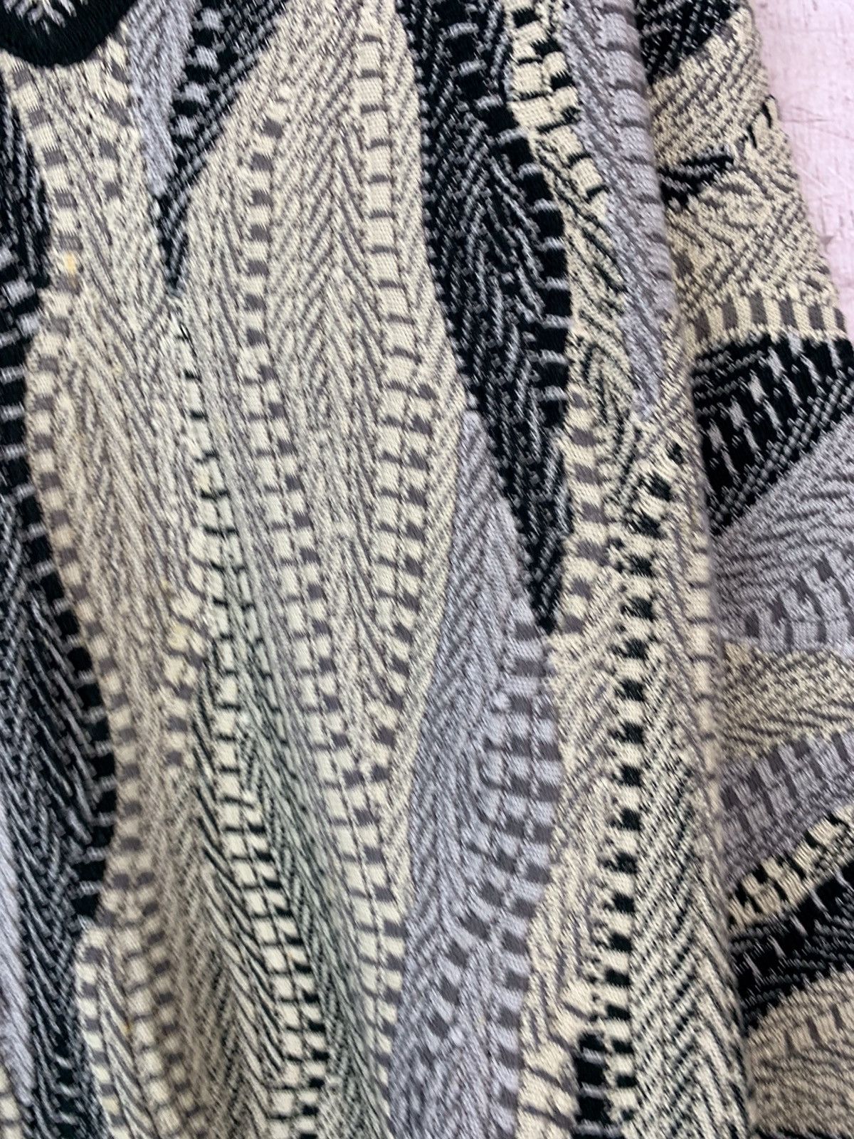 Tundra Canada × Vintage Vintage 90s Mens Large Coogi Style Textured Biggie Sweater Size US M / EU 48-50 / 2 - 9 Thumbnail