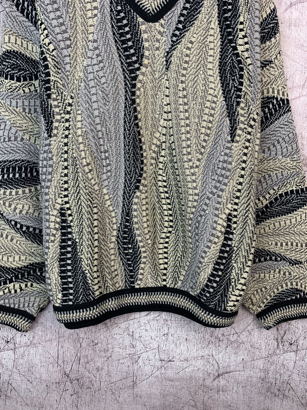 Tundra Canada × Vintage Vintage 90s Mens Large Coogi Style Textured Biggie Sweater Size US M / EU 48-50 / 2 - 3 Thumbnail