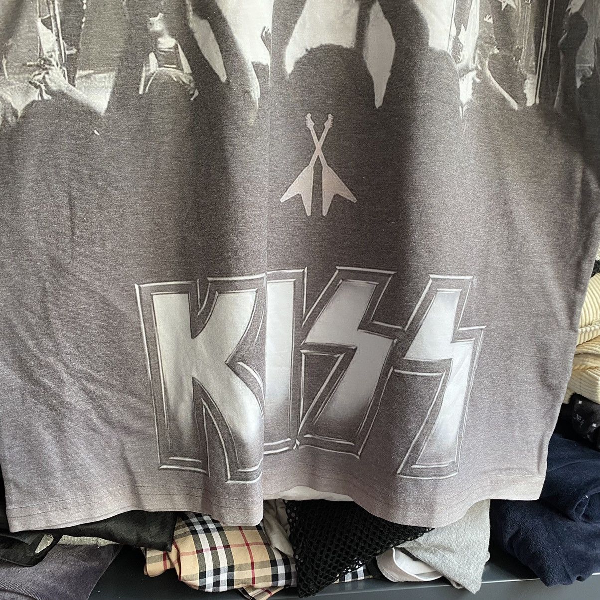 Band Tees KISS BAND TOUR ALL OVER PRINTED SHOW T SHIRT Size US M / EU 48-50 / 2 - 2 Thumbnail