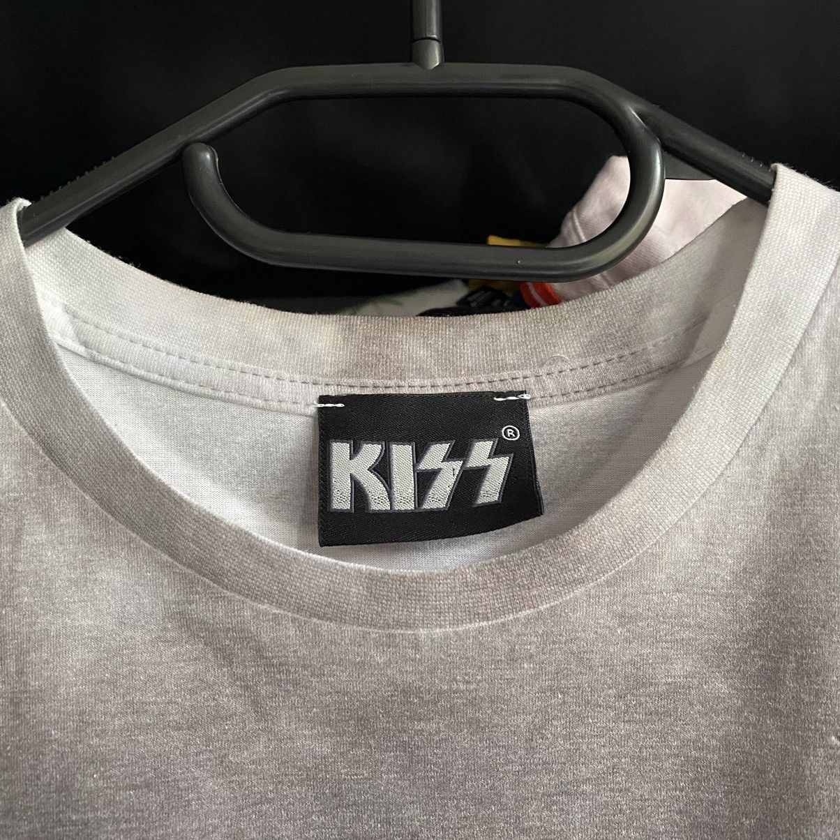 Band Tees KISS BAND TOUR ALL OVER PRINTED SHOW T SHIRT Size US M / EU 48-50 / 2 - 5 Thumbnail