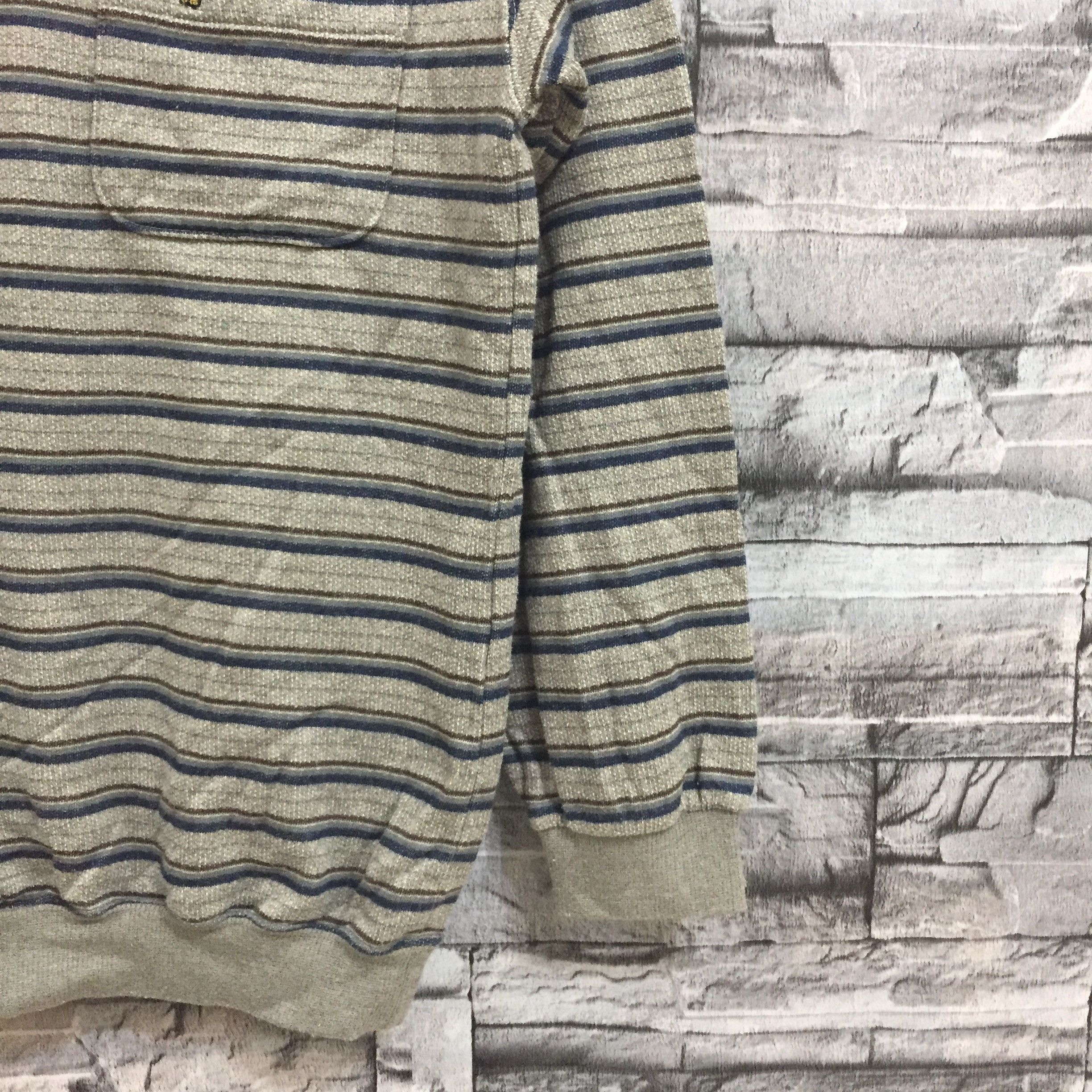 Lyle & Scott Vintage LYLE & SCOTT Sweatshirt stripe embroidered size M Size US M / EU 48-50 / 2 - 5 Thumbnail