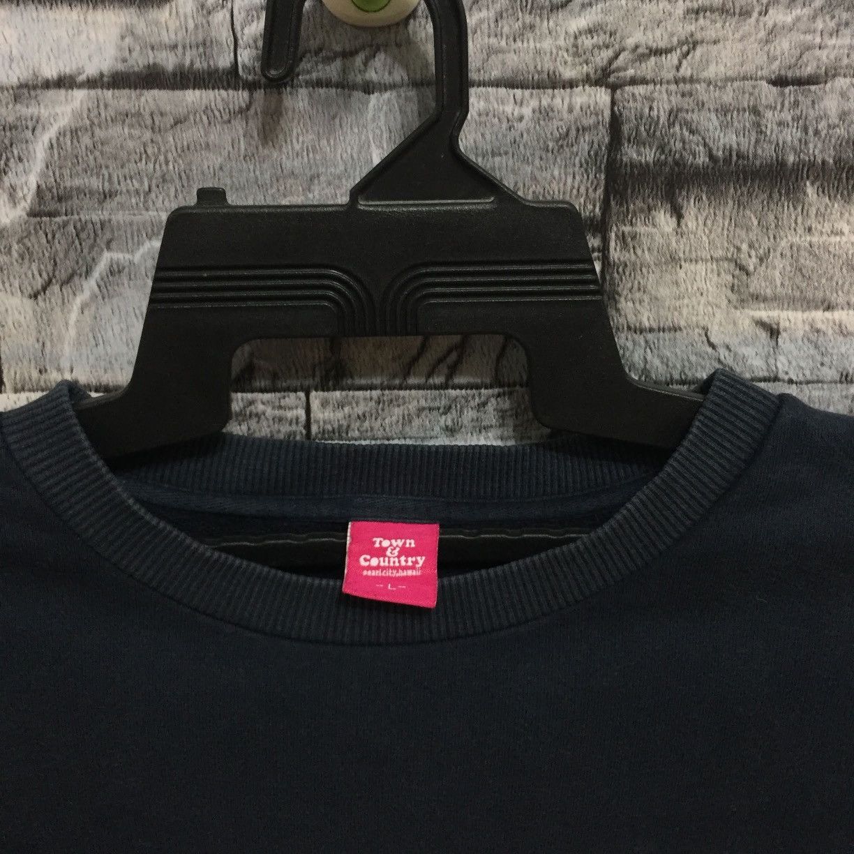 Vintage Vintage Town & Country Surf sweatshirt spell out L fit M Size US M / EU 48-50 / 2 - 3 Thumbnail