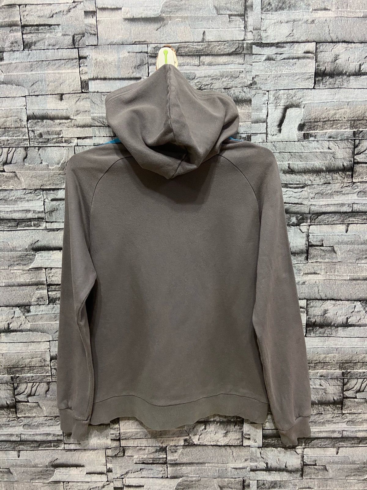 Adidas Vintage Adidas hoodie stripe big design spell out Size US S / EU 44-46 / 1 - 7 Thumbnail