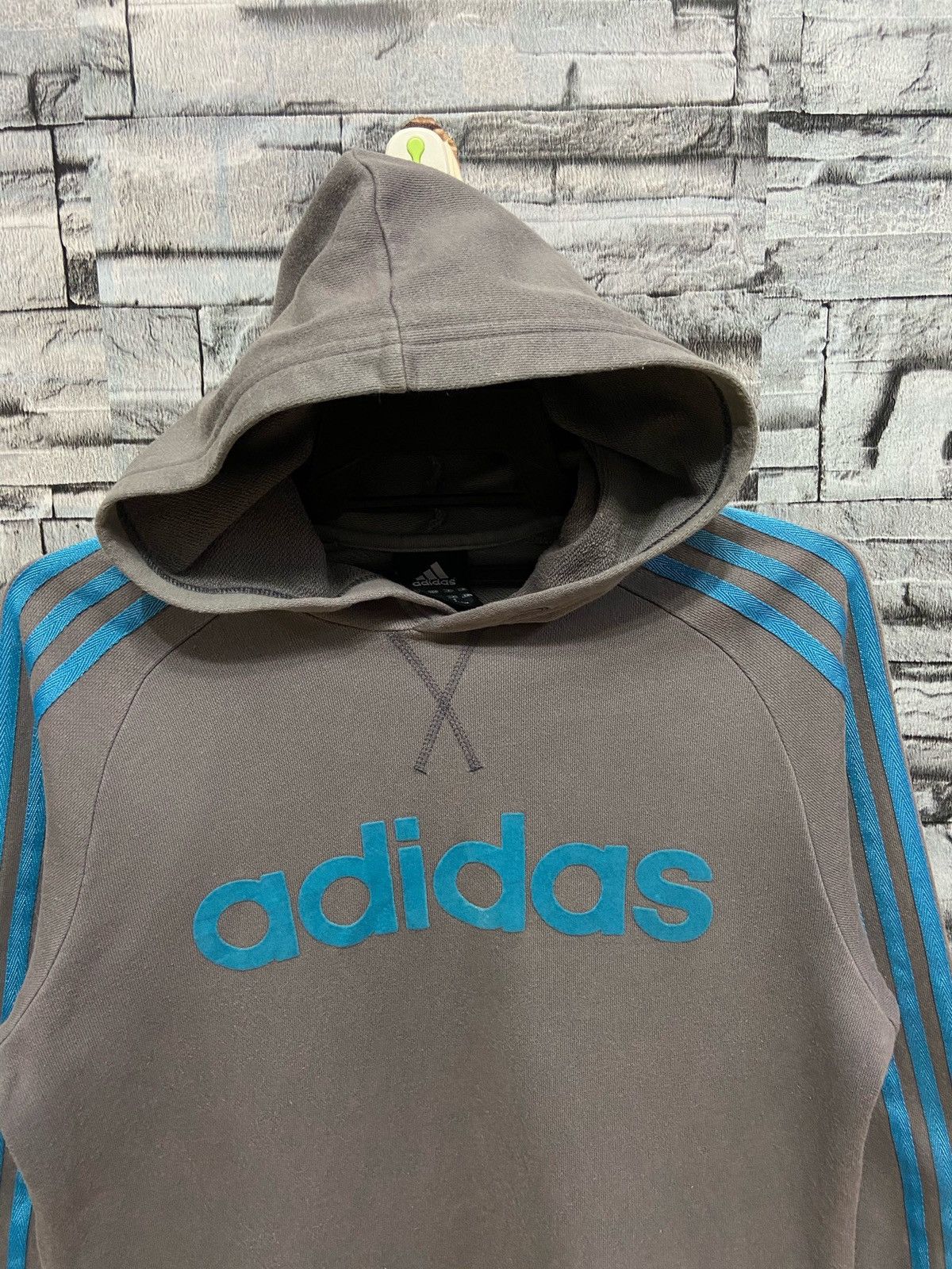 Adidas Vintage Adidas hoodie stripe big design spell out Size US S / EU 44-46 / 1 - 3 Thumbnail