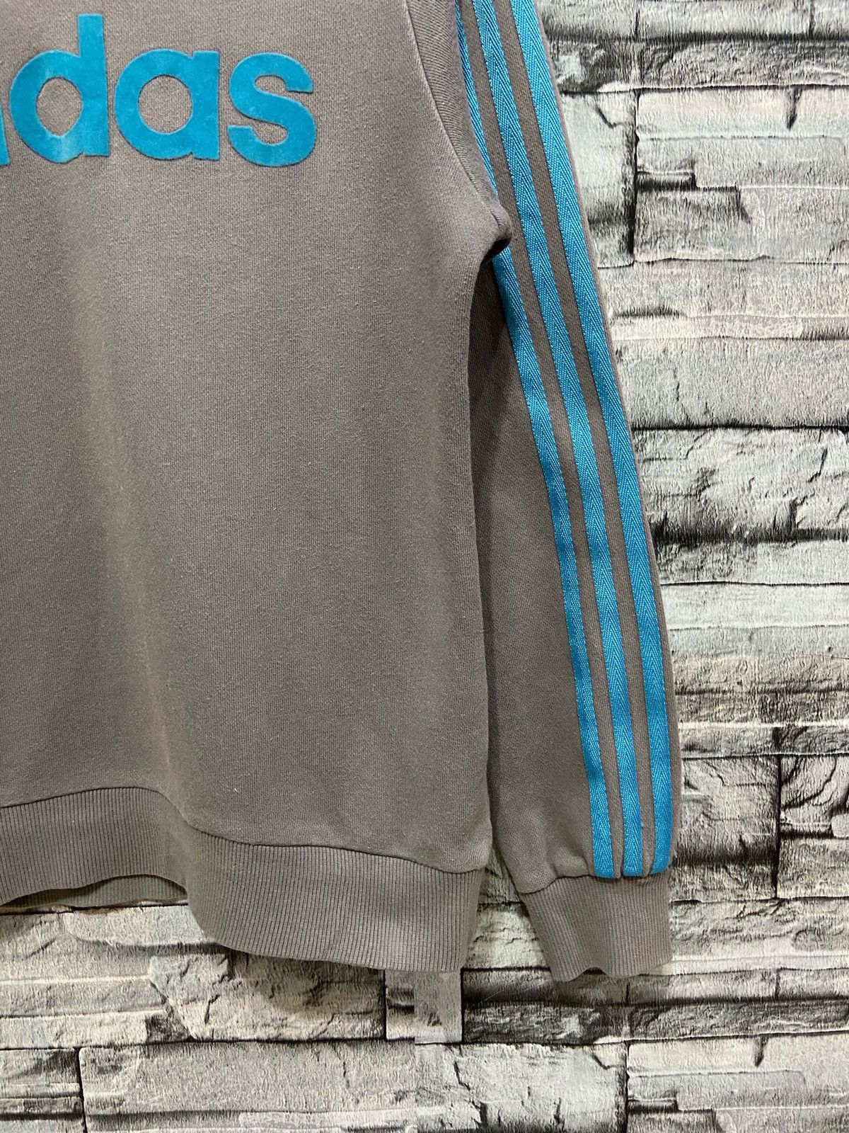 Adidas Vintage Adidas hoodie stripe big design spell out Size US S / EU 44-46 / 1 - 6 Thumbnail