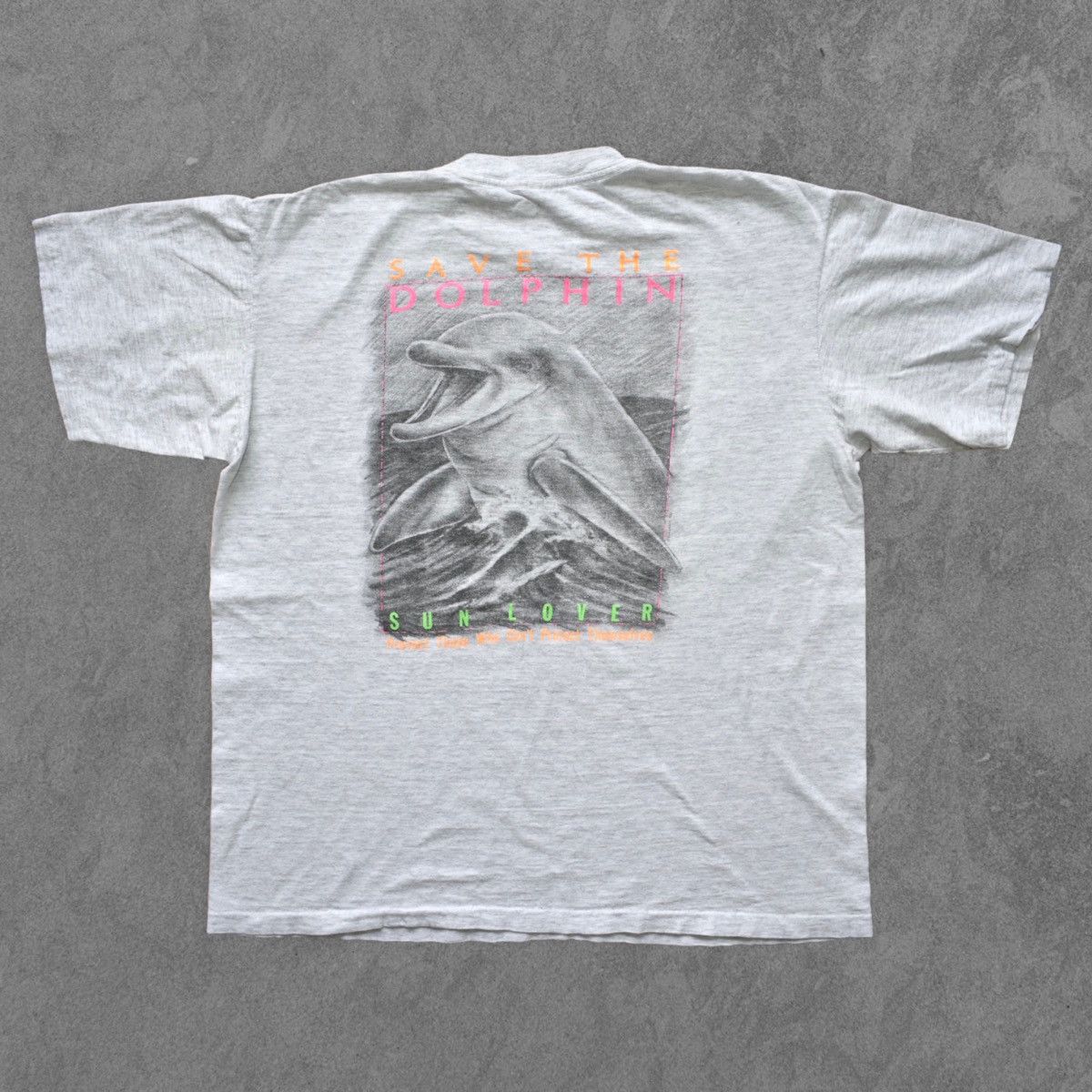 Vintage Vintage 90s ‘Save The Dolphins’ T-Shirt (L) Size US L / EU 52-54 / 3 - 1 Thumbnail