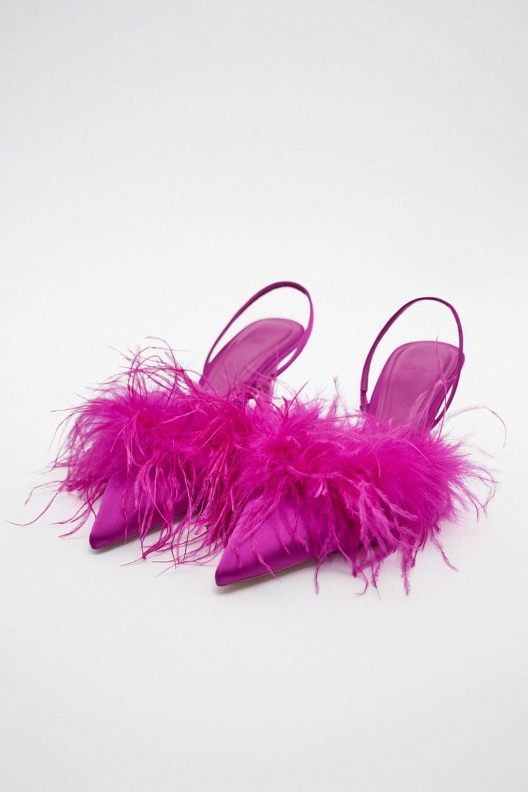 FEATHERED FABRIC HEELED SHOES