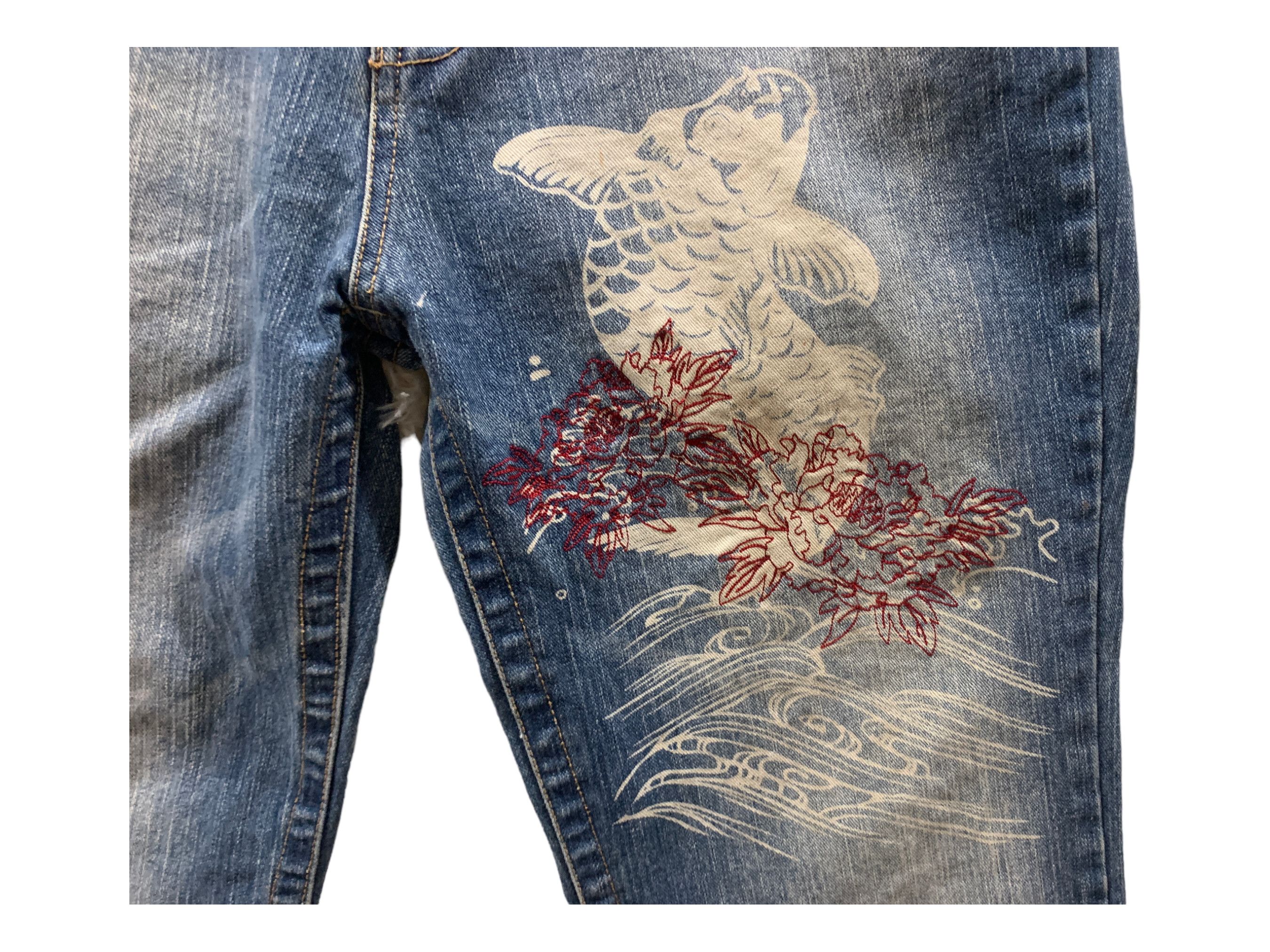 Japanese Brand Koi Painted Cropped Jeans Nishikigoi Printed Denim Jeans Size US 32 / EU 48 - 13 Thumbnail