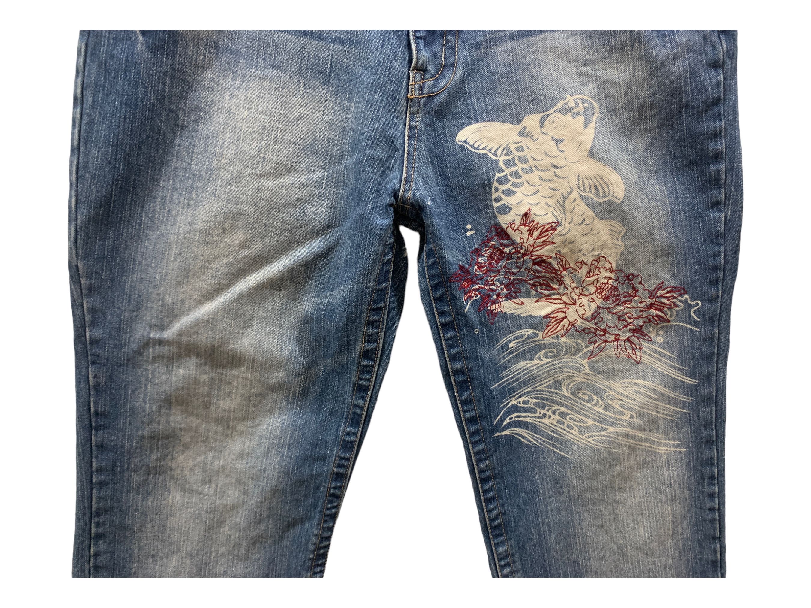 Japanese Brand Koi Painted Cropped Jeans Nishikigoi Printed Denim Jeans Size US 32 / EU 48 - 4 Thumbnail