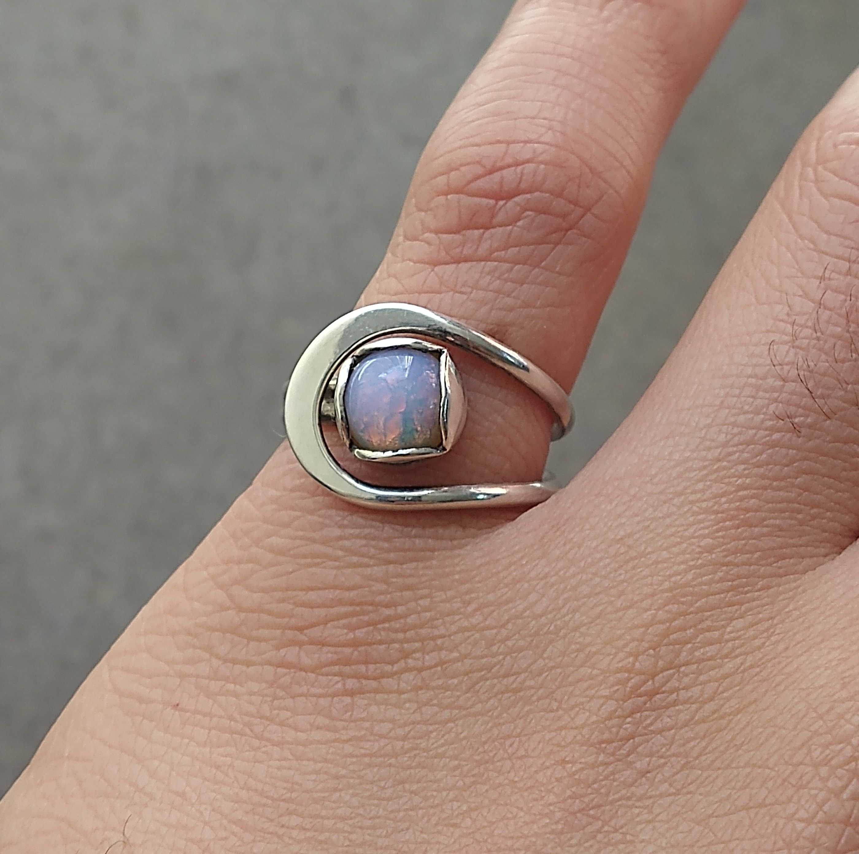 Other Sterling Silver Ring Size 8 Faux Opal Avant Garde Modern Size ONE SIZE - 10 Thumbnail