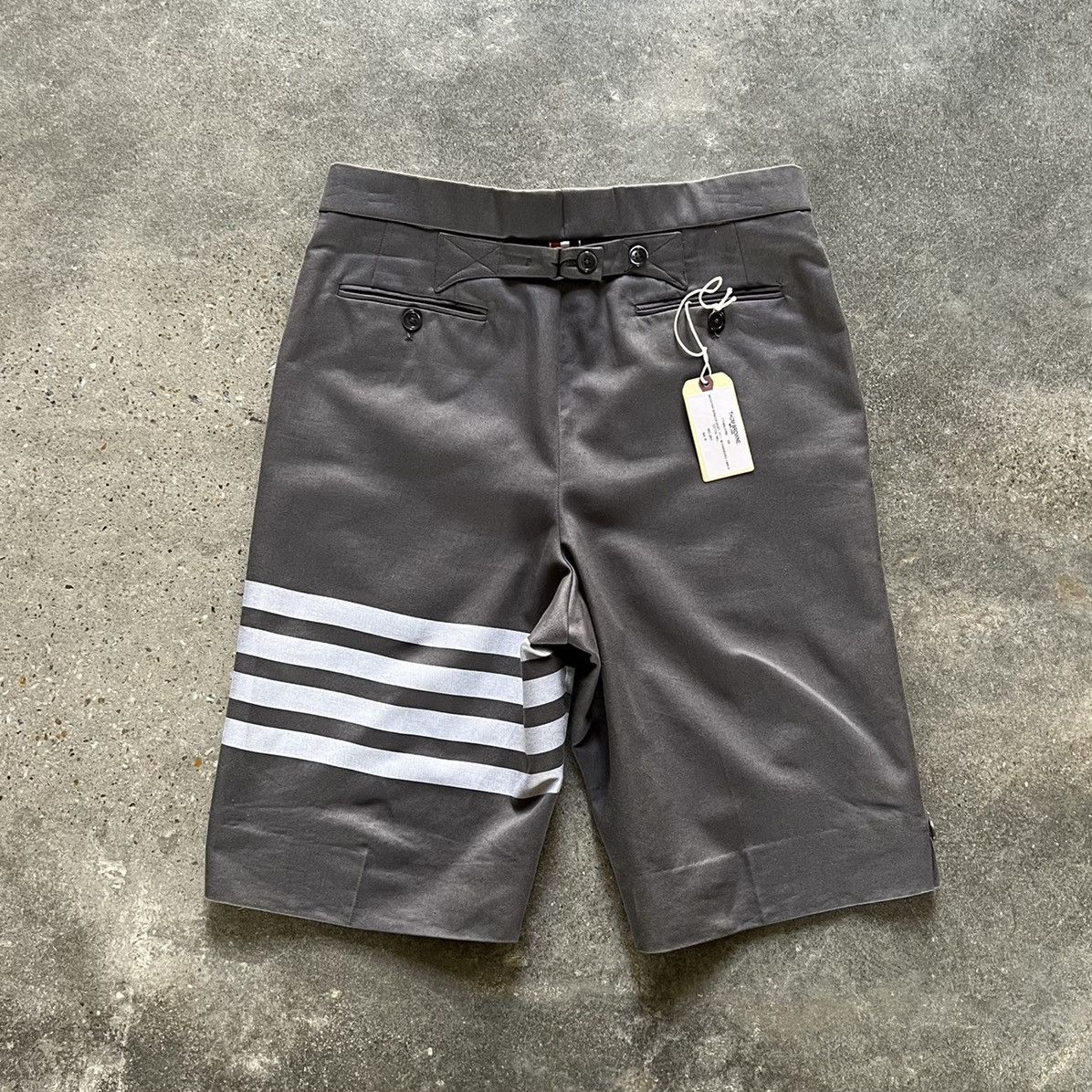 Thom Browne Thom Browne Shorts Size US 30 / EU 46 - 2 Thumbnail