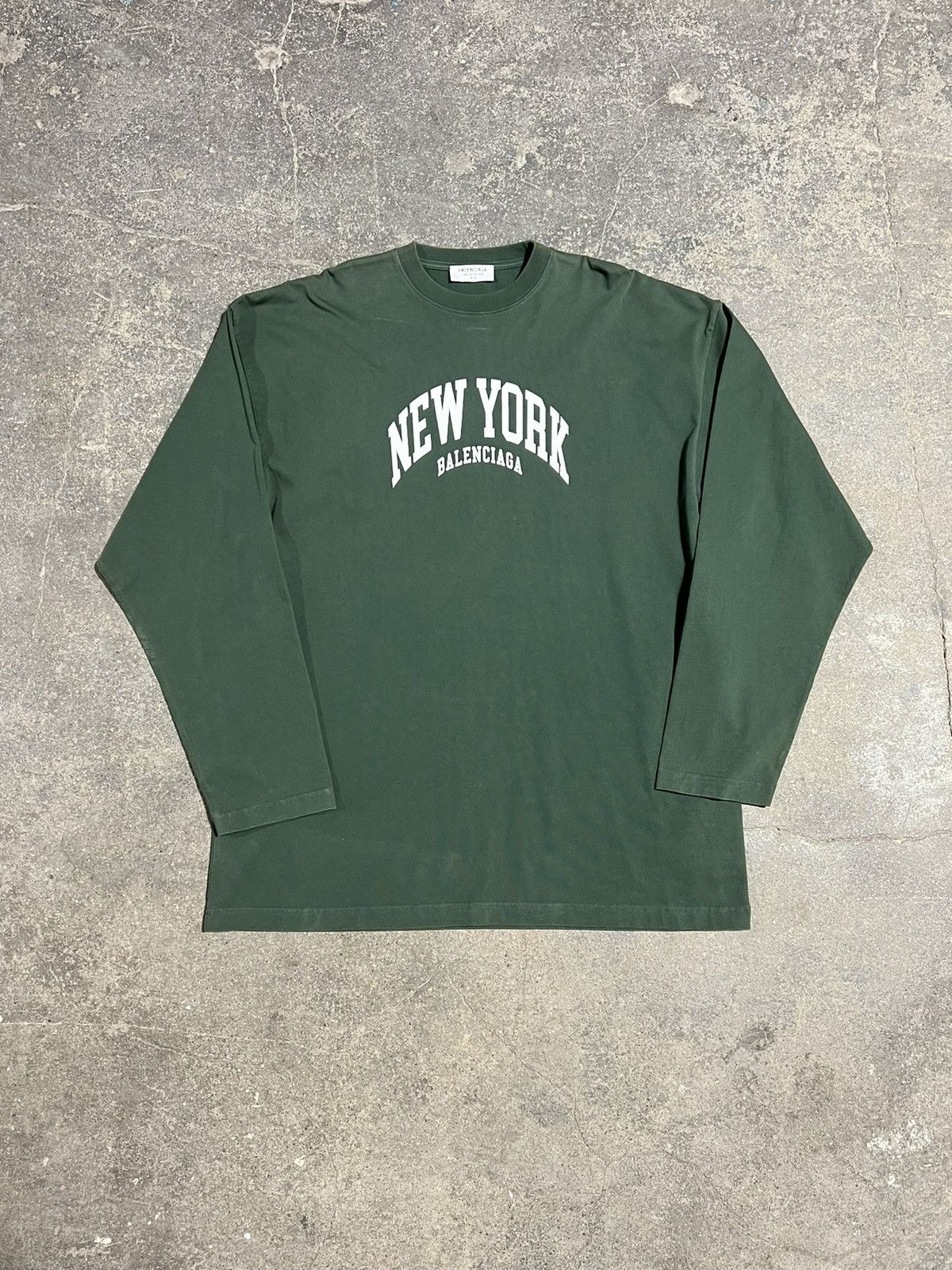 Balenciaga Balenciaga New York Exclusive L/S Jersey Size US M / EU 48-50 / 2 - 1 Thumbnail