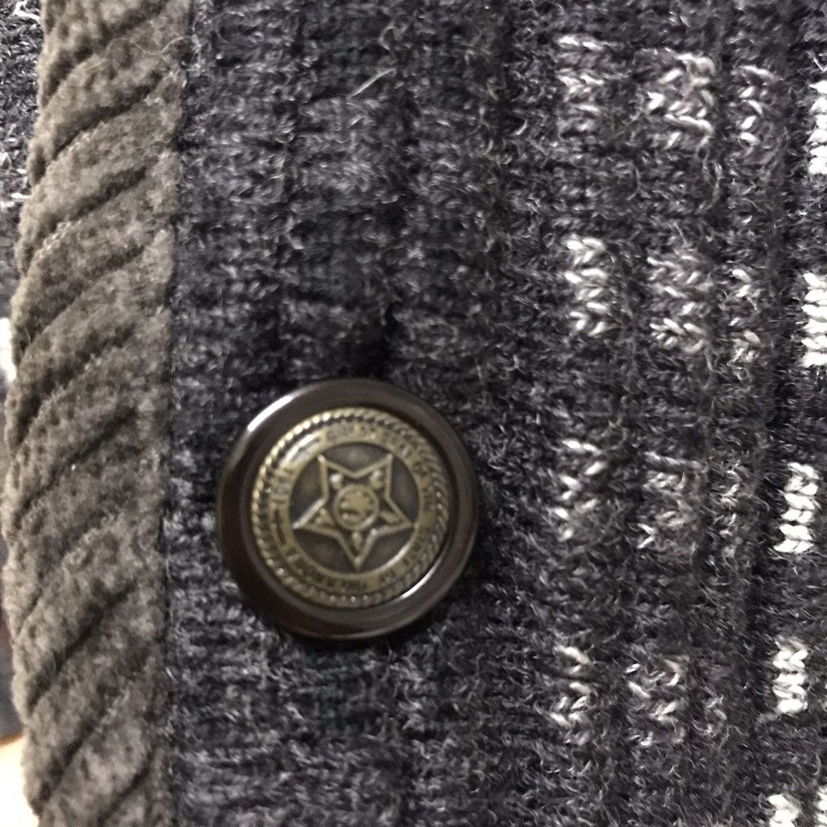 Japanese Brand Vintage Newton Circus knit fleece button up jacket Size US L / EU 52-54 / 3 - 10 Thumbnail