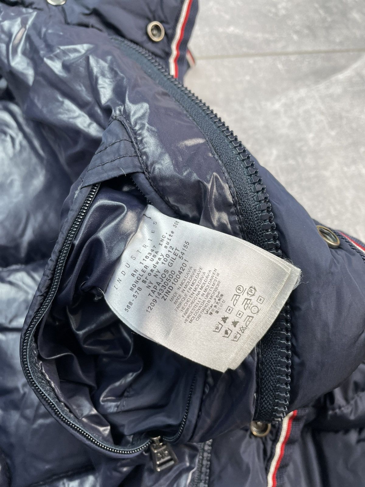 Moncler Moncler Puffer Vest Size US M / EU 48-50 / 2 - 16 Thumbnail