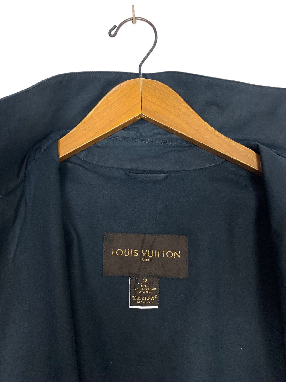 Louis Vuitton Rare Louis Vuitton Monogram Reflective Waterproof Coat Italy Size US S / EU 44-46 / 1 - 11 Thumbnail