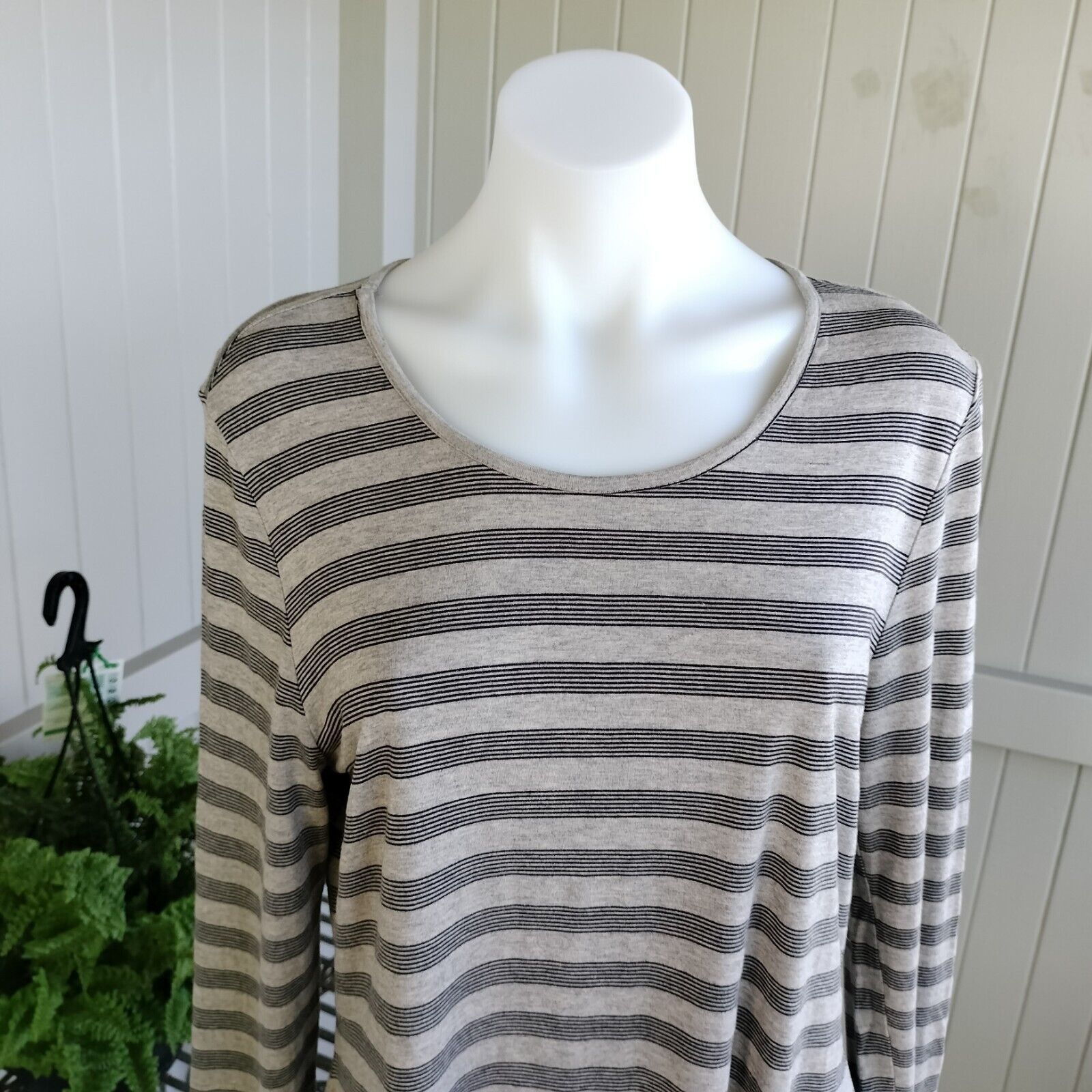 Designer × Man Made In Australia Hammock & Vine Blouse Top Striped Long Sleeve Hanky Hem Size M / US 6-8 / IT 42-44 - 3 Thumbnail