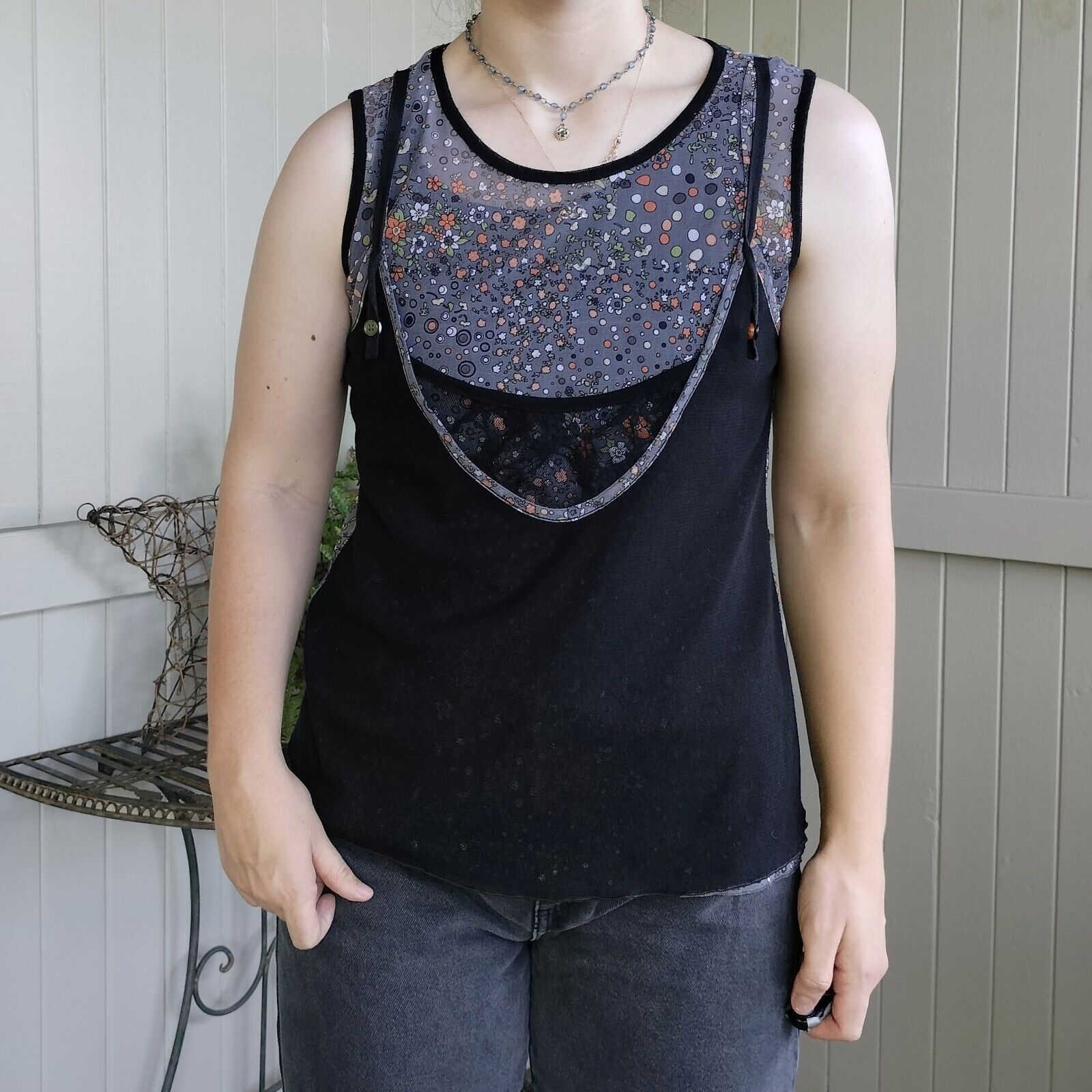 Designer Vintage Y2K Size 10 12 Top Tank Black Grey Floral Mesh Lace Size M / US 6-8 / IT 42-44 - 2 Thumbnail