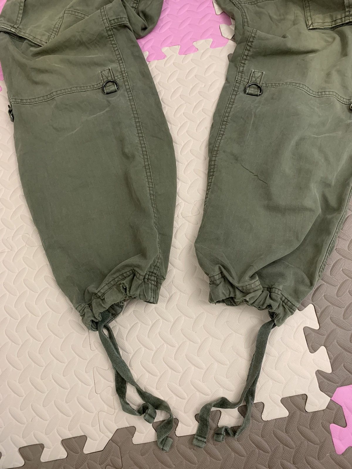 Uniqlo × Vintage Vintage Uniqlo cargos pant trouser distressed drawstring Size US 36 / EU 52 - 11 Thumbnail