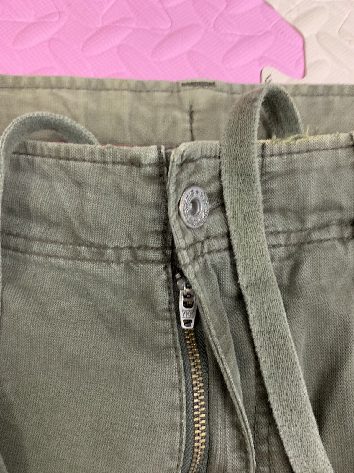 Uniqlo × Vintage Vintage Uniqlo cargos pant trouser distressed drawstring Size US 36 / EU 52 - 5 Thumbnail