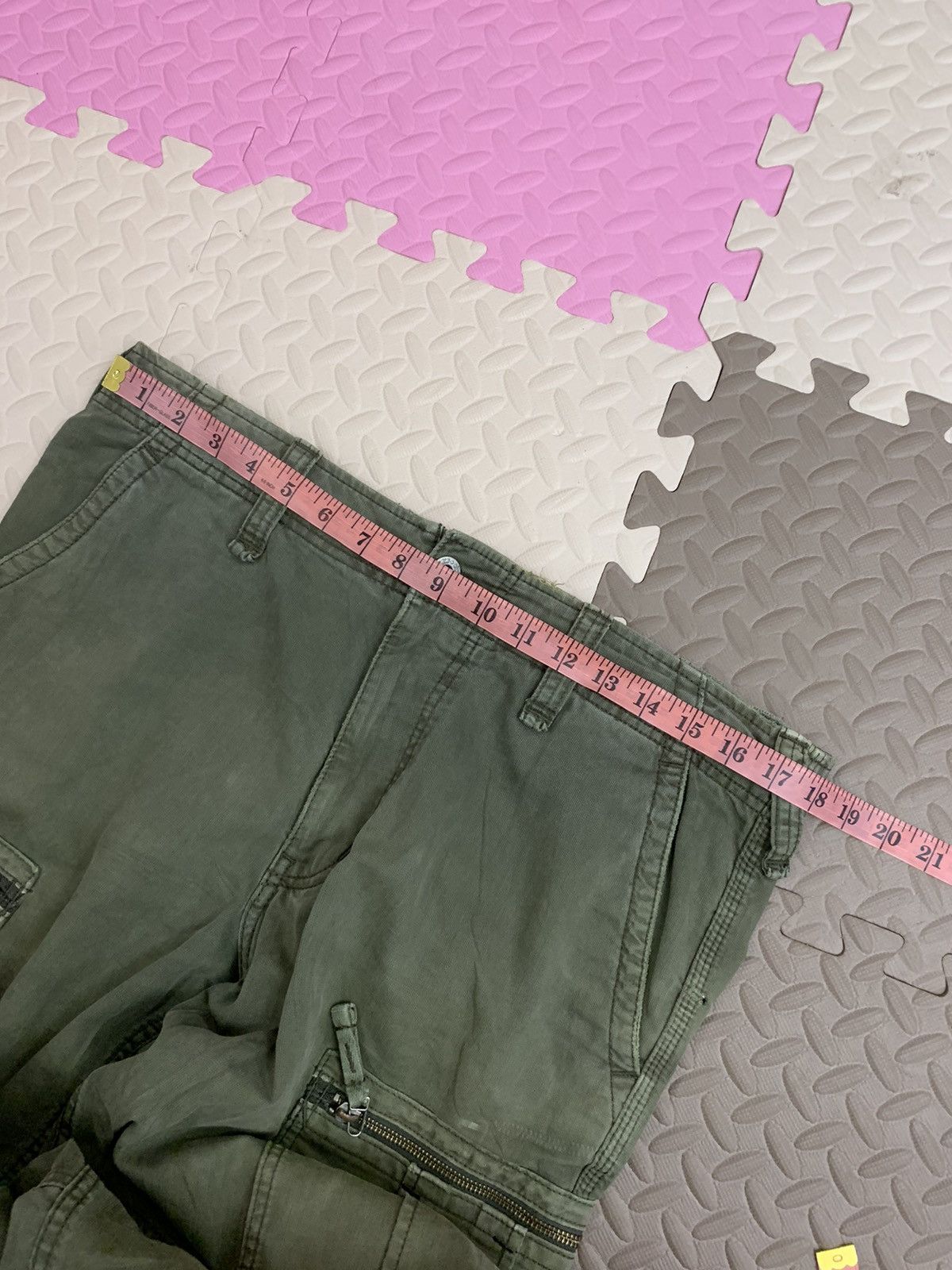 Uniqlo × Vintage Vintage Uniqlo cargos pant trouser distressed drawstring Size US 36 / EU 52 - 13 Thumbnail