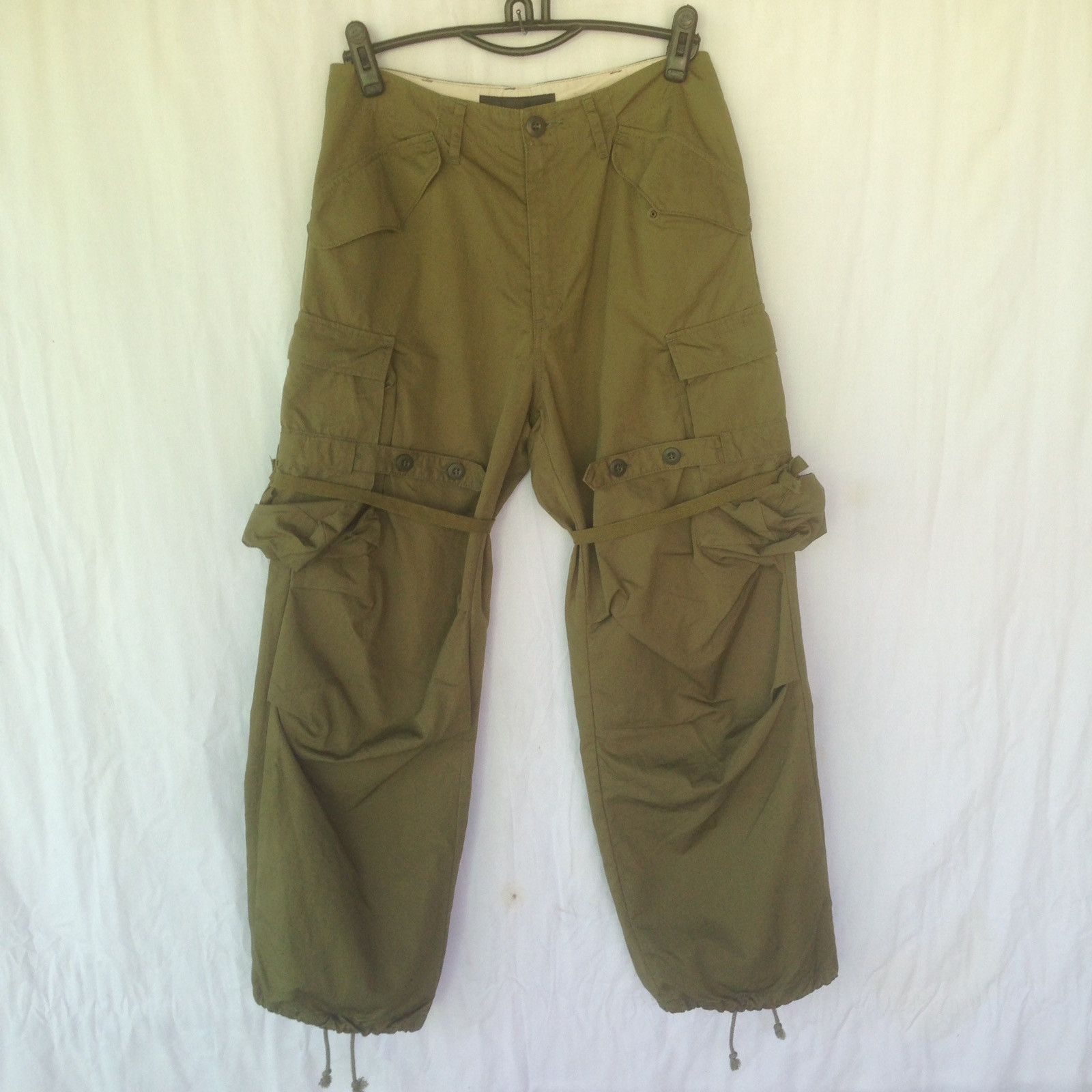 TALKING ABOUT THE ABSTRACTION talking about the abstraction bondage parachute cargo pants Size US 30 / EU 46 - 2 Thumbnail