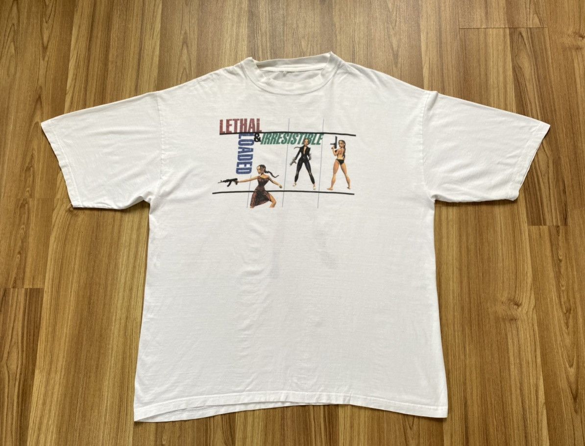 Vintage 1997 Tomb Raider Lara Croft Lethal Loaded Irresistible Tee Size US XL / EU 56 / 4 - 1 Thumbnail