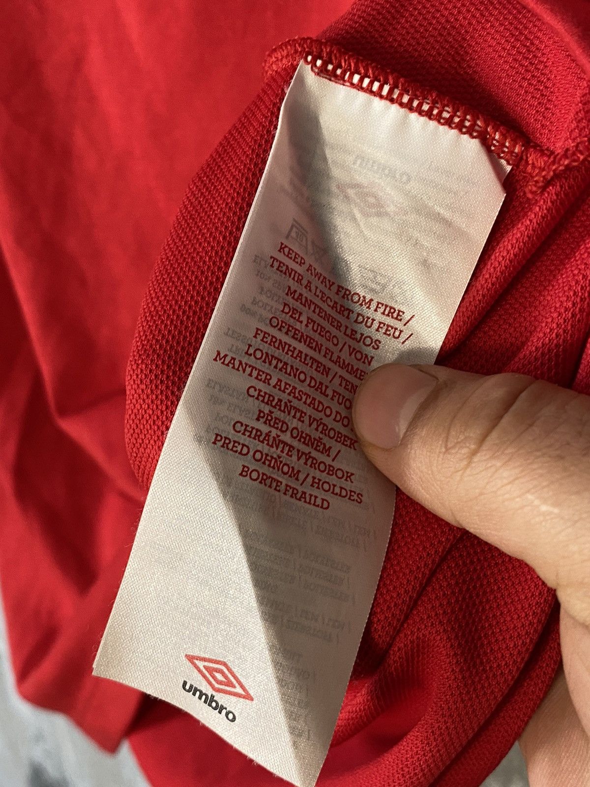 Umbro × Vintage 2010 2012 Umbro England National Football Soccer Jersey Size US M / EU 48-50 / 2 - 4 Thumbnail
