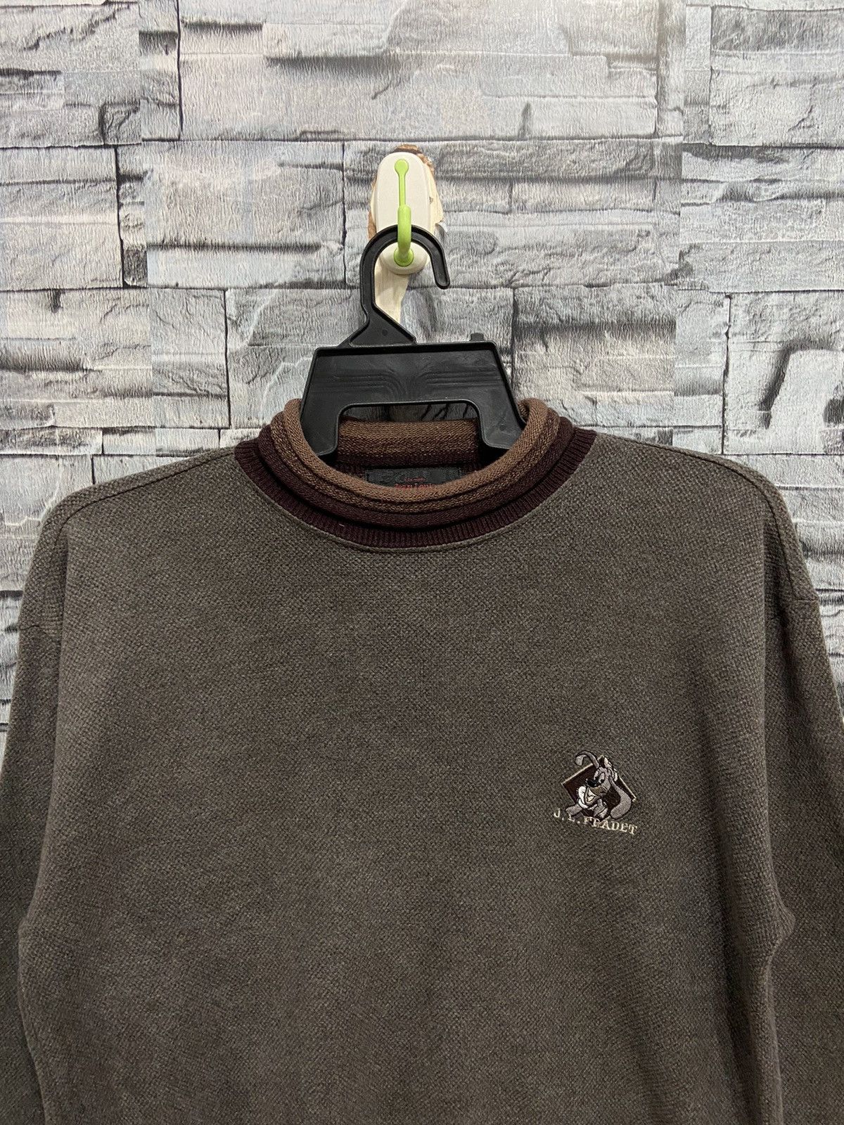 Japanese Brand Vintage Jean Louis Fradet sweatshirt small logo embroidered Size US M / EU 48-50 / 2 - 2 Thumbnail