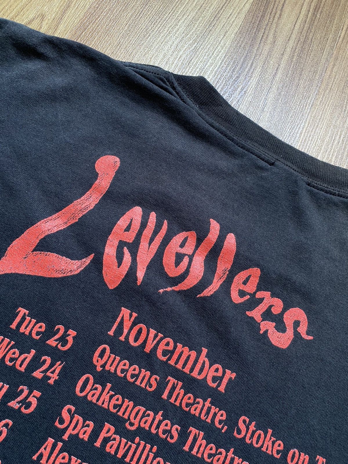 Band Tees Vintage Levellers T Shirt Tee like Pink Floyd Doors Size US L / EU 52-54 / 3 - 18 Thumbnail