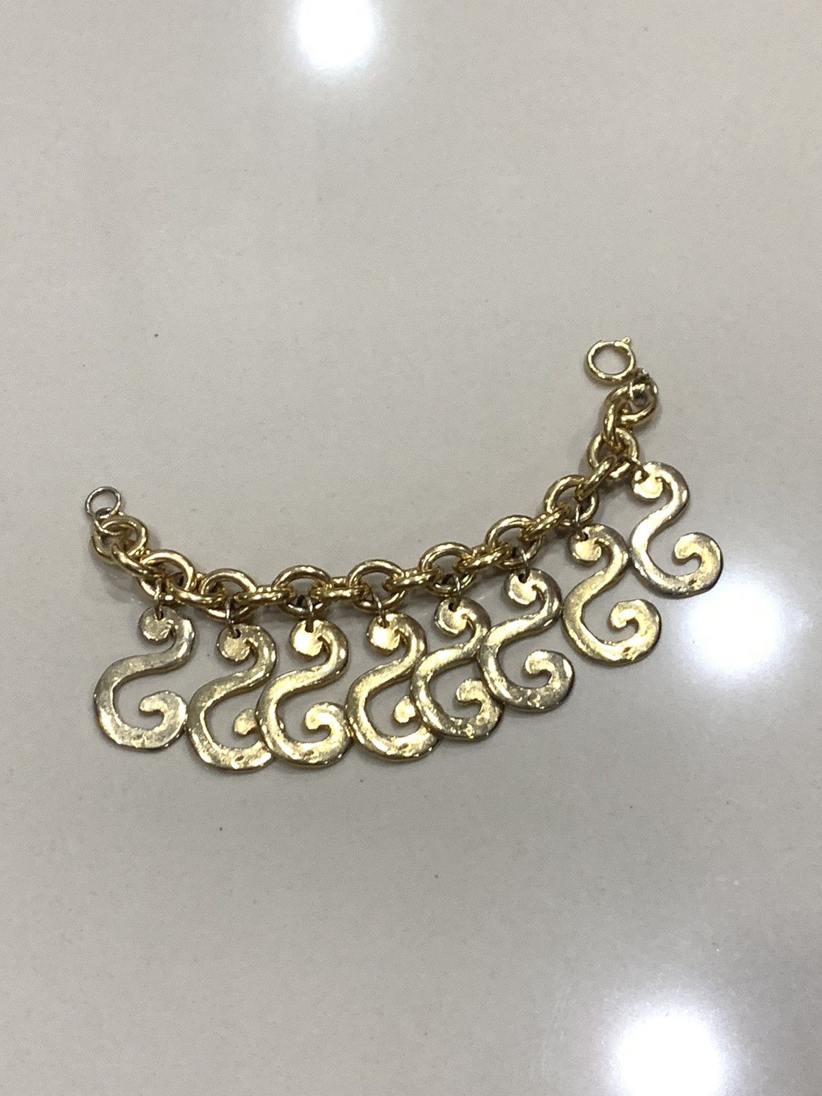 Jewelry × Vintage VTG 1990s S CHAIN GOLD TONE BRACELET Size ONE SIZE - 3 Thumbnail