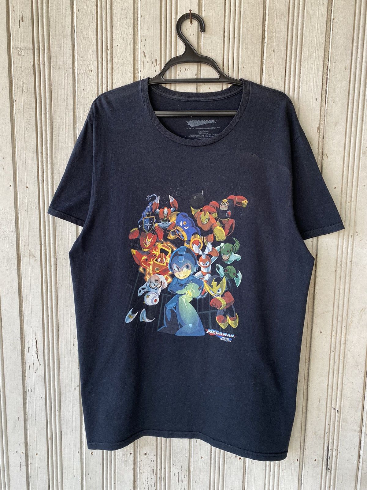 Vintage Vintage anime Game Megaman Tees Size US L / EU 52-54 / 3 - 1 Thumbnail