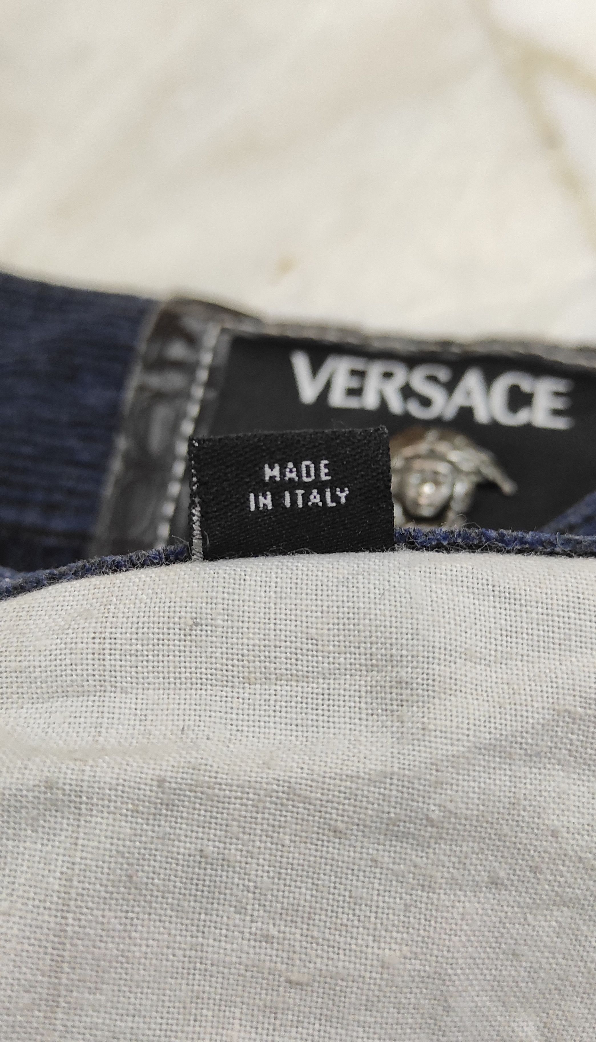 Versace Jeans Couture Archive 80's VERSACE JEANS COUTURE Velour MEDUSA Jeans Size US 32 / EU 48 - 11 Thumbnail