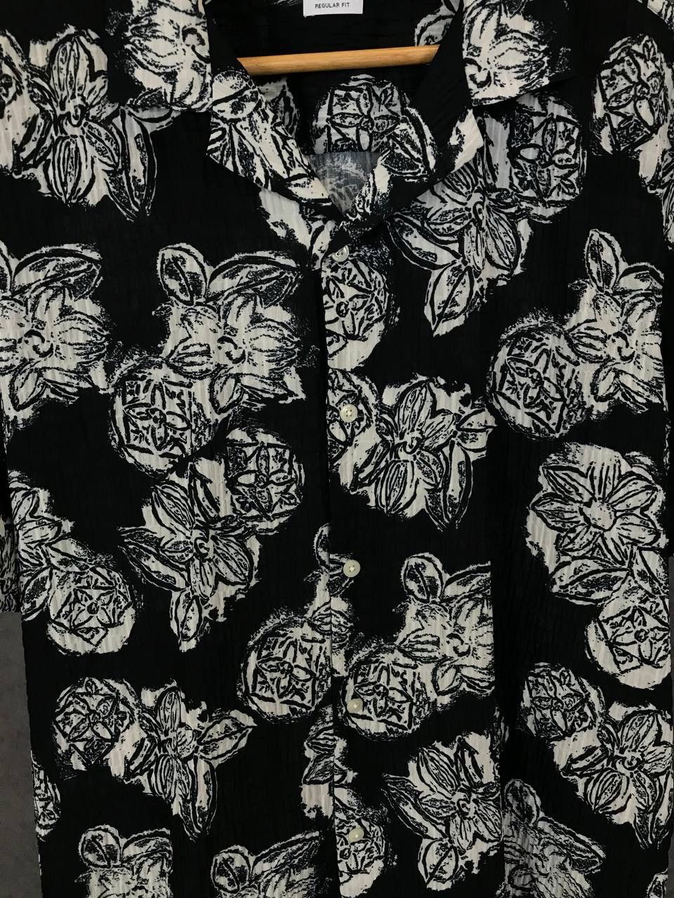 Zara Zara Hawaiian art shirt Size US L / EU 52-54 / 3 - 3 Thumbnail