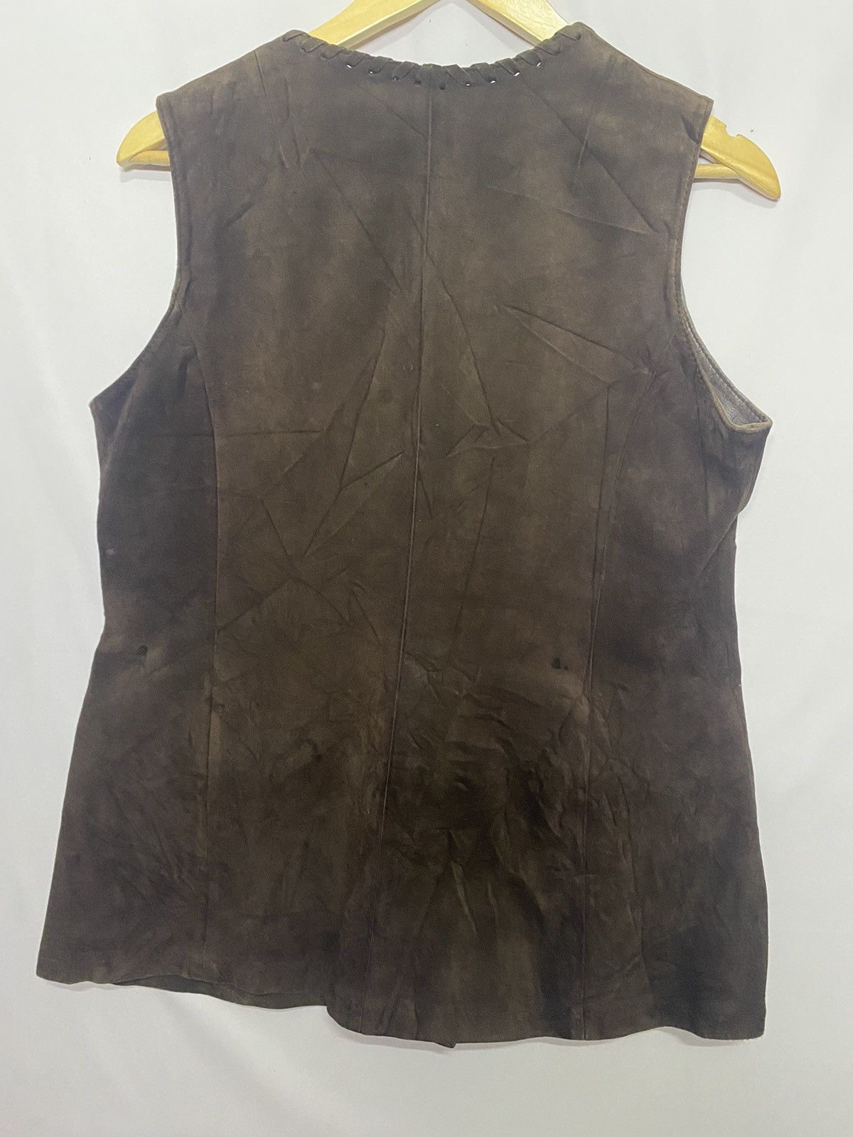 (E)LEATHER VEST HYPEBEAST LADIES