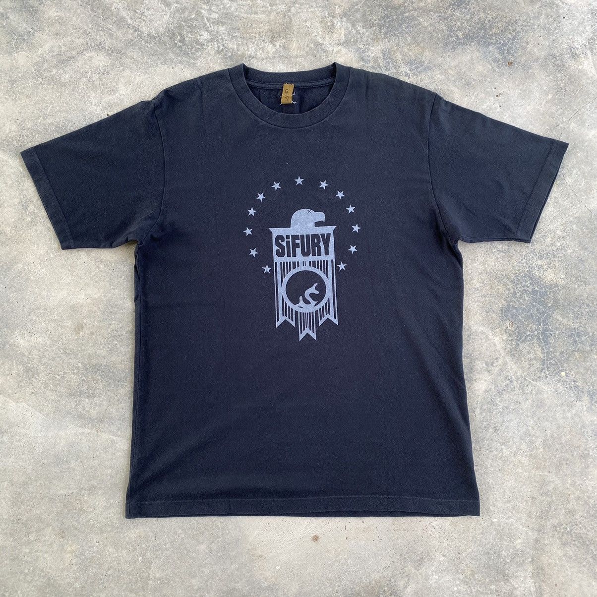 Japanese Brand Vintage Sifury Japanese T-shirt Size US L / EU 52-54 / 3 - 1 Thumbnail