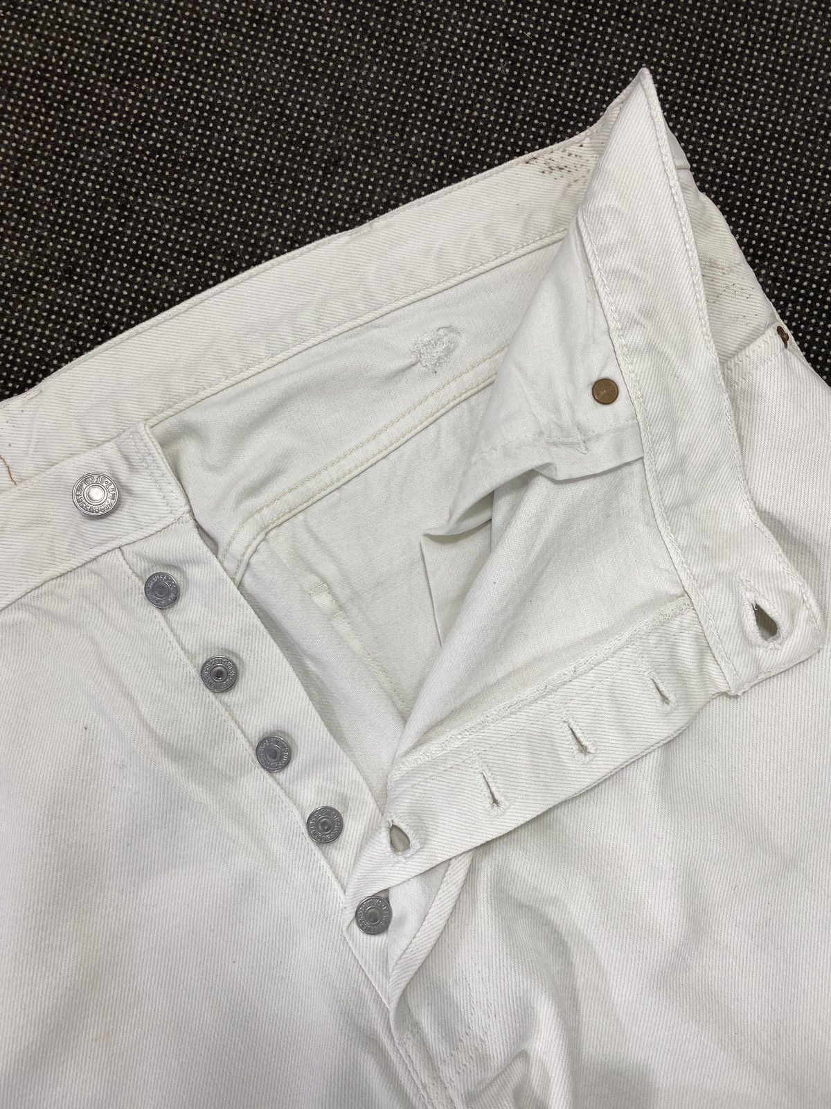 Jean VINTAGE LEVIS 501 CROPPED WHITE JEANS -J503 Size US 40 / EU 56 - 5 Thumbnail